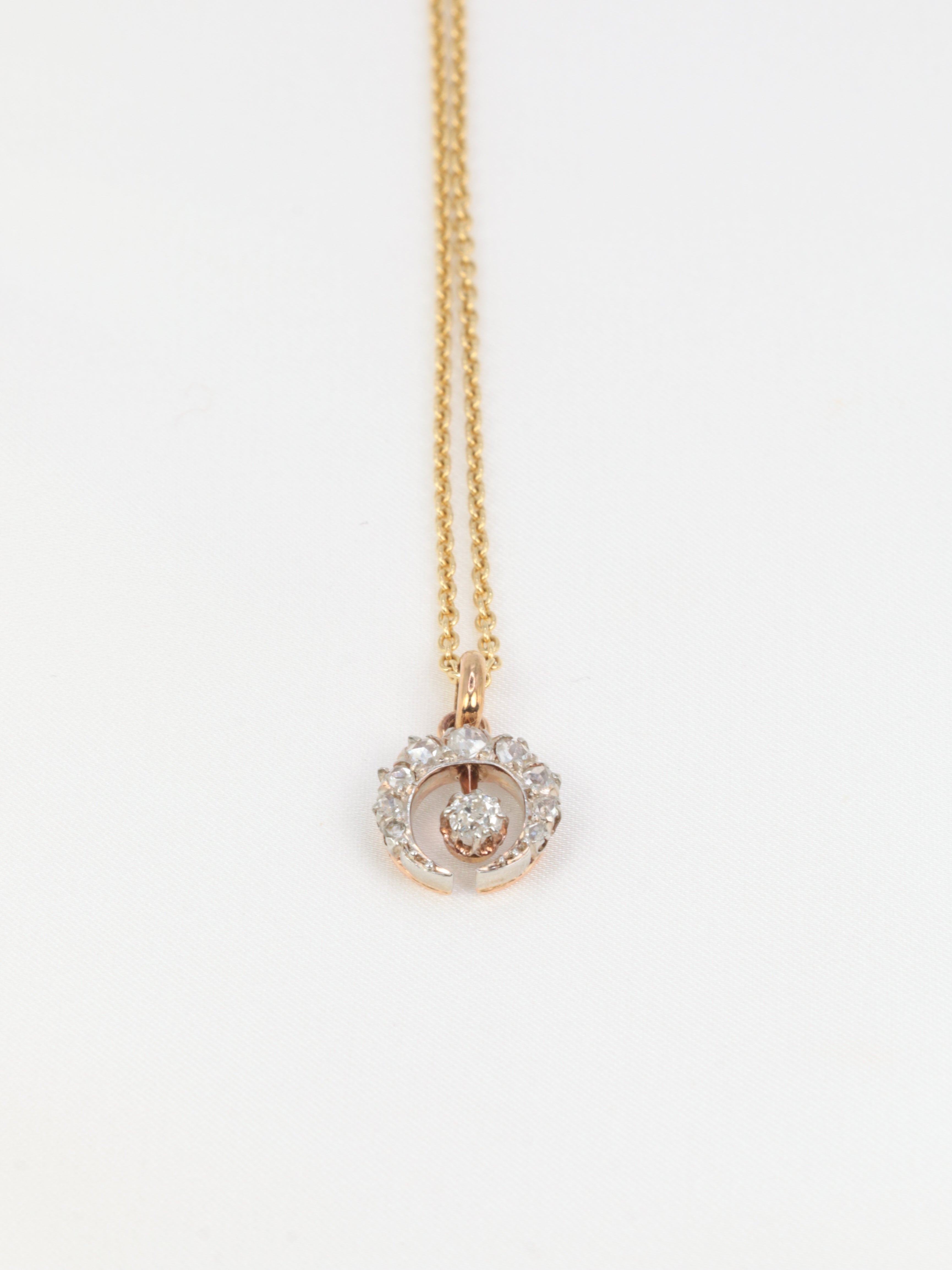Pendentif ancien lune en or, argent et diamants - Fin du XIXème siècle