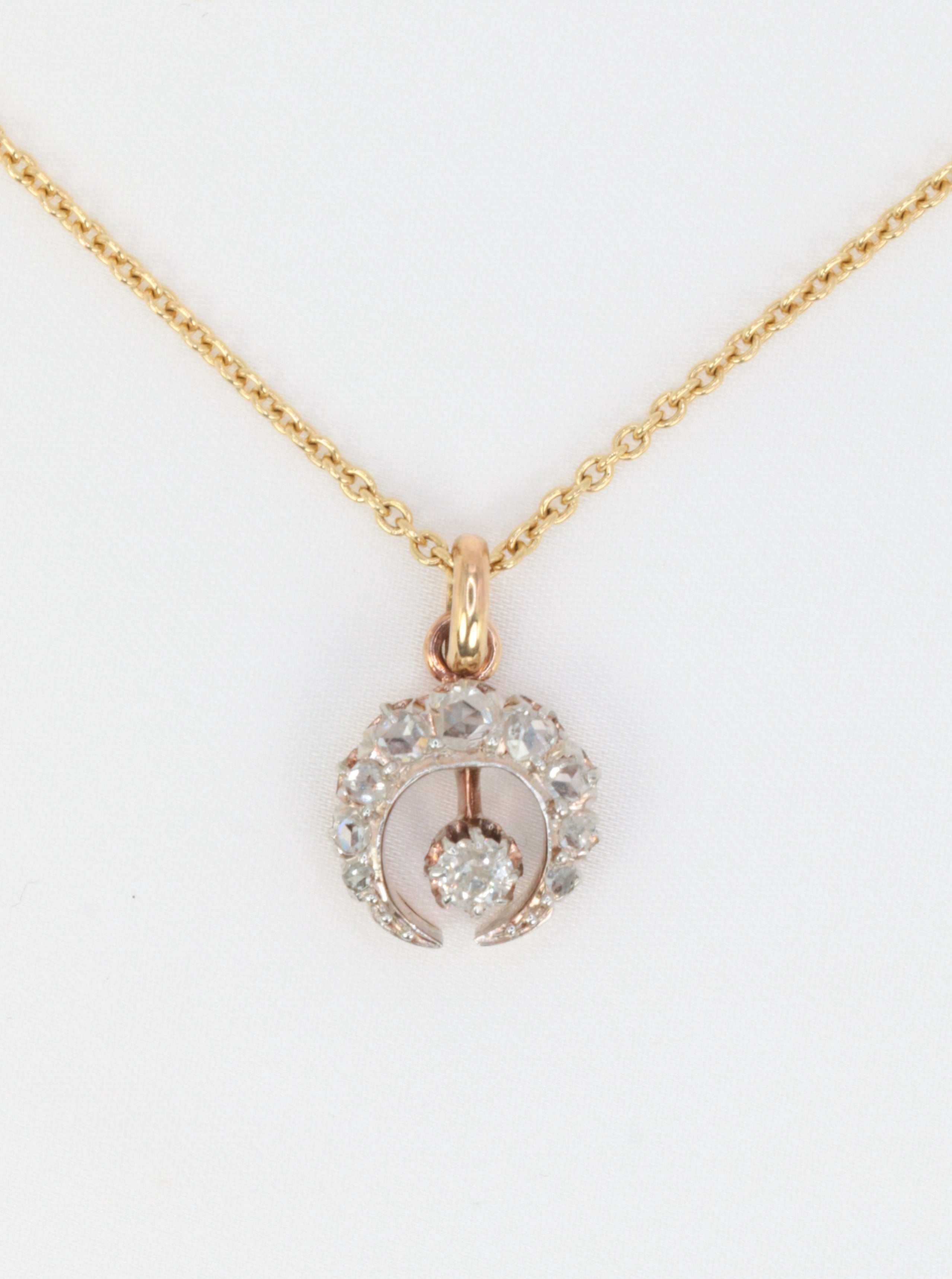 Pendentif ancien lune en or, argent et diamants - Fin du XIXème siècle