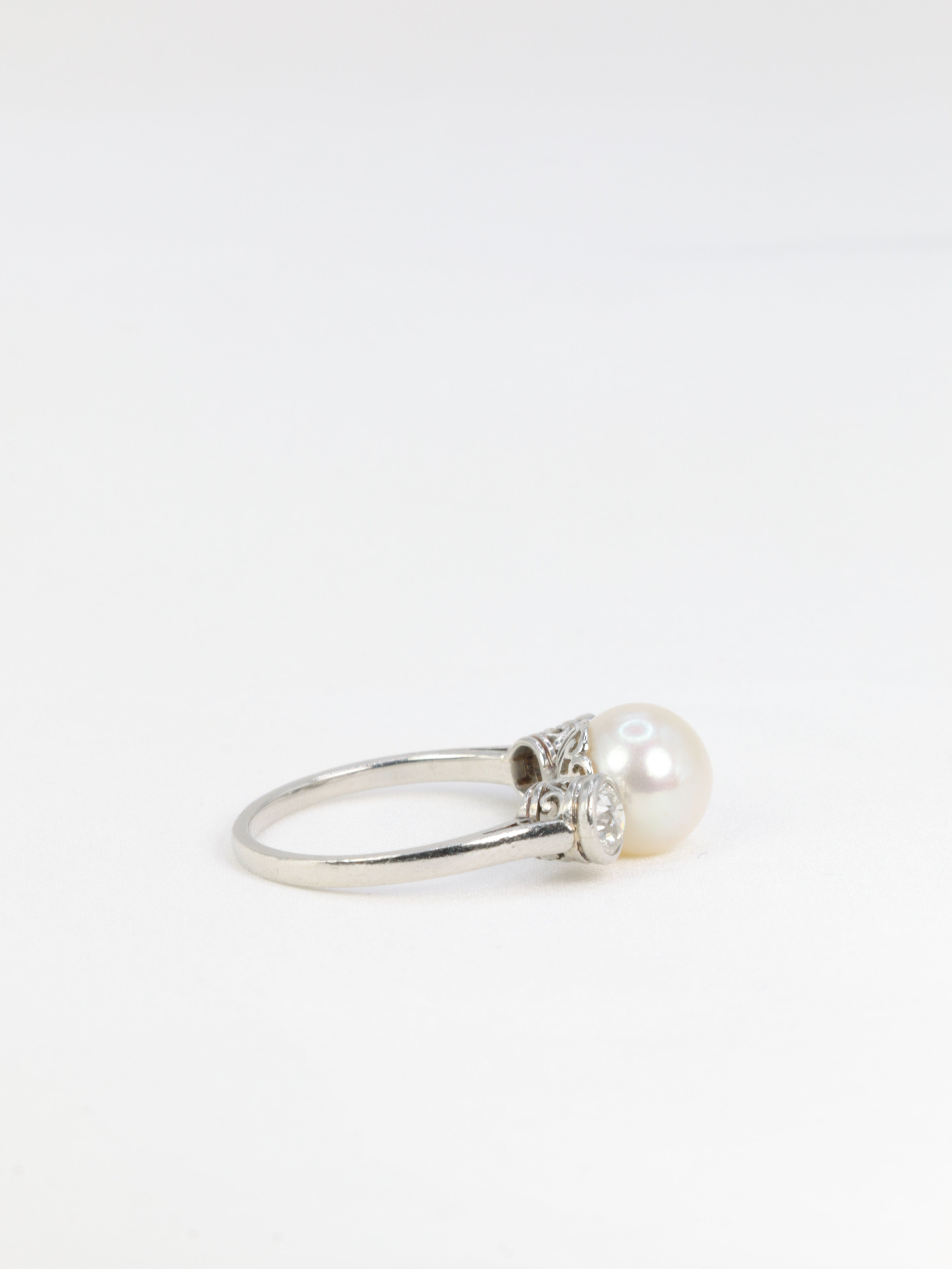 Platinum, Pearl and Diamond Trilogy Ring - Old Ring