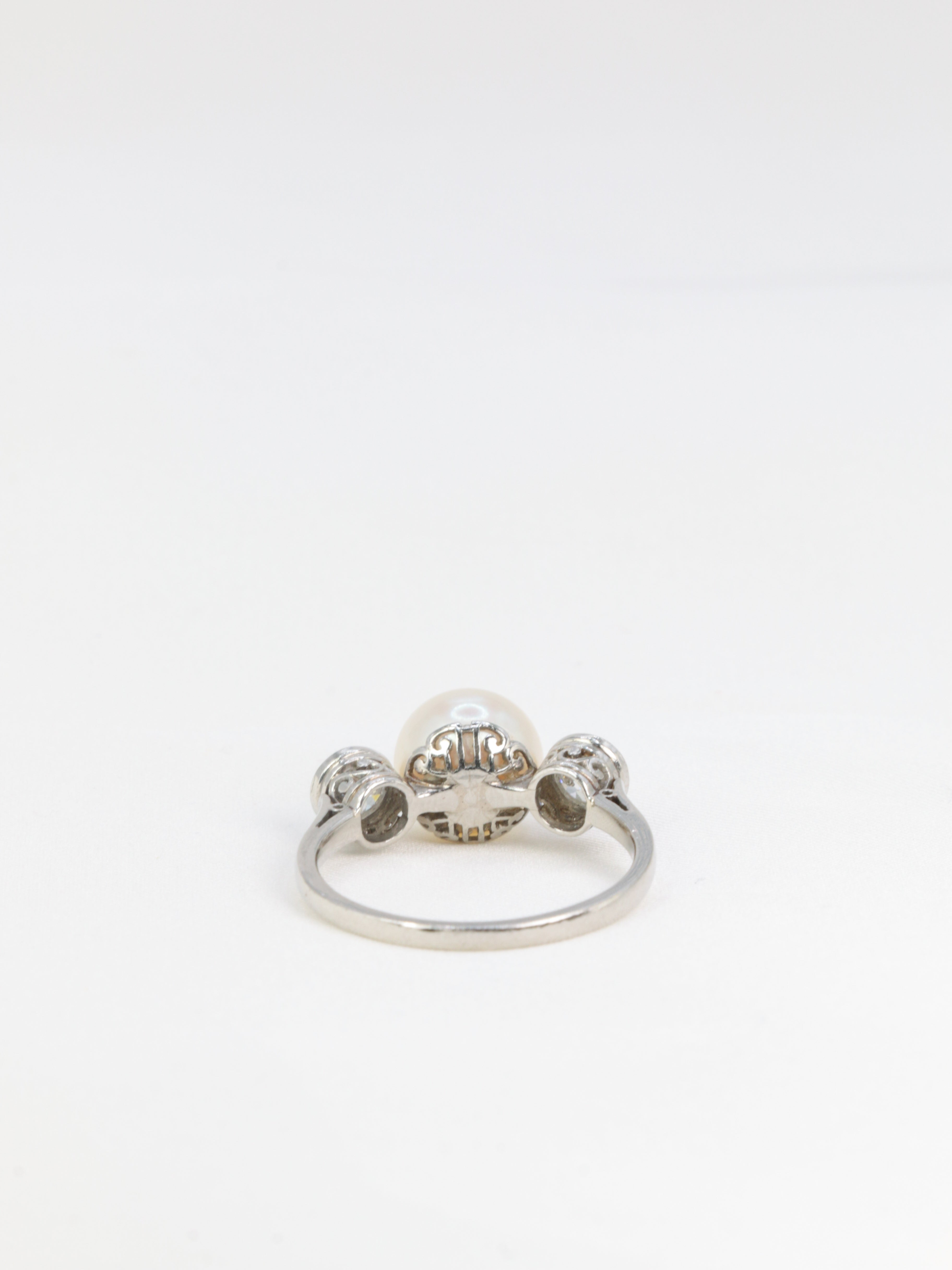 Platinum, Pearl and Diamond Trilogy Ring - Old Ring