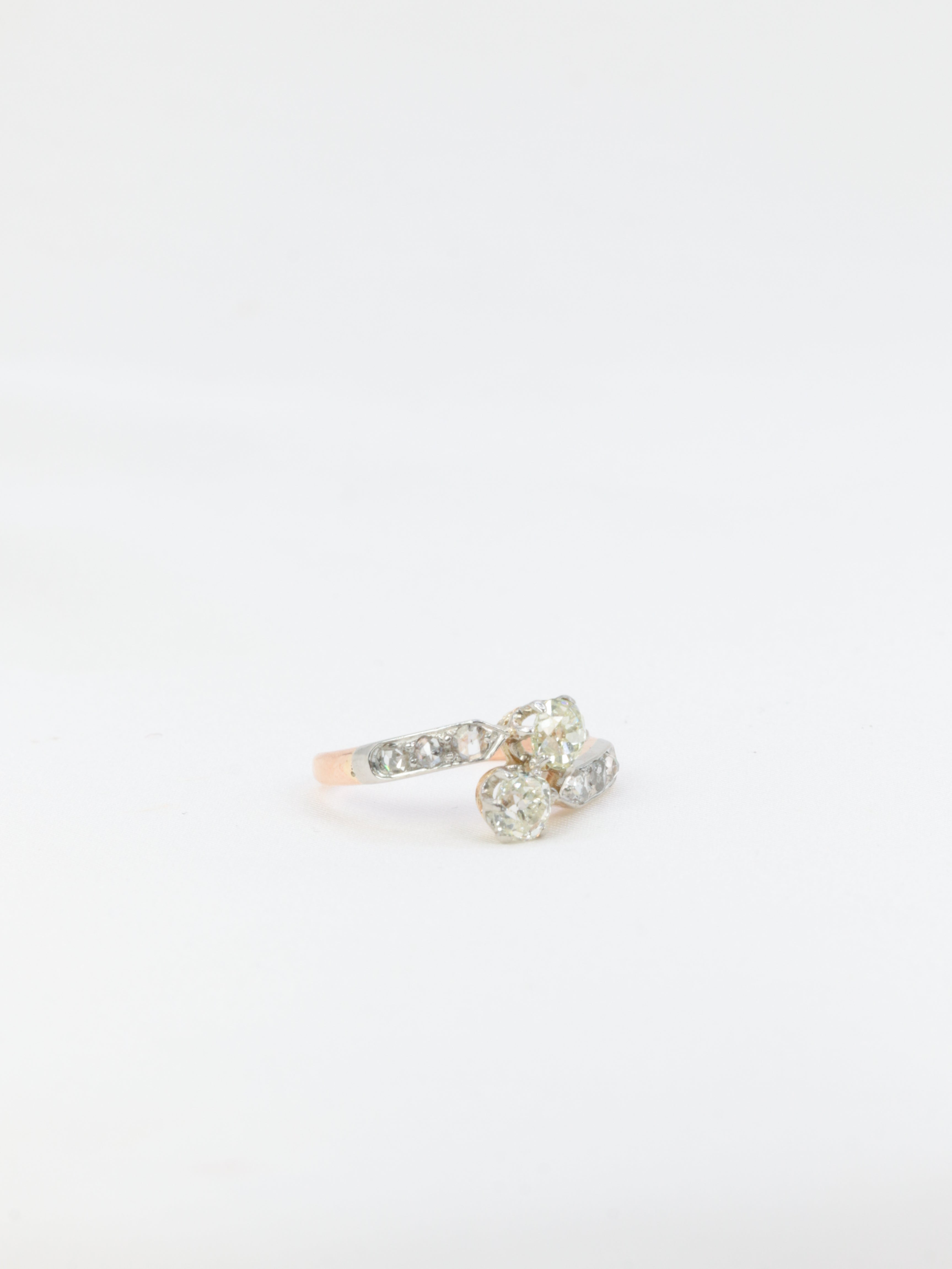 Bague Toi et Moi vintage en or et diamants taille ancienne