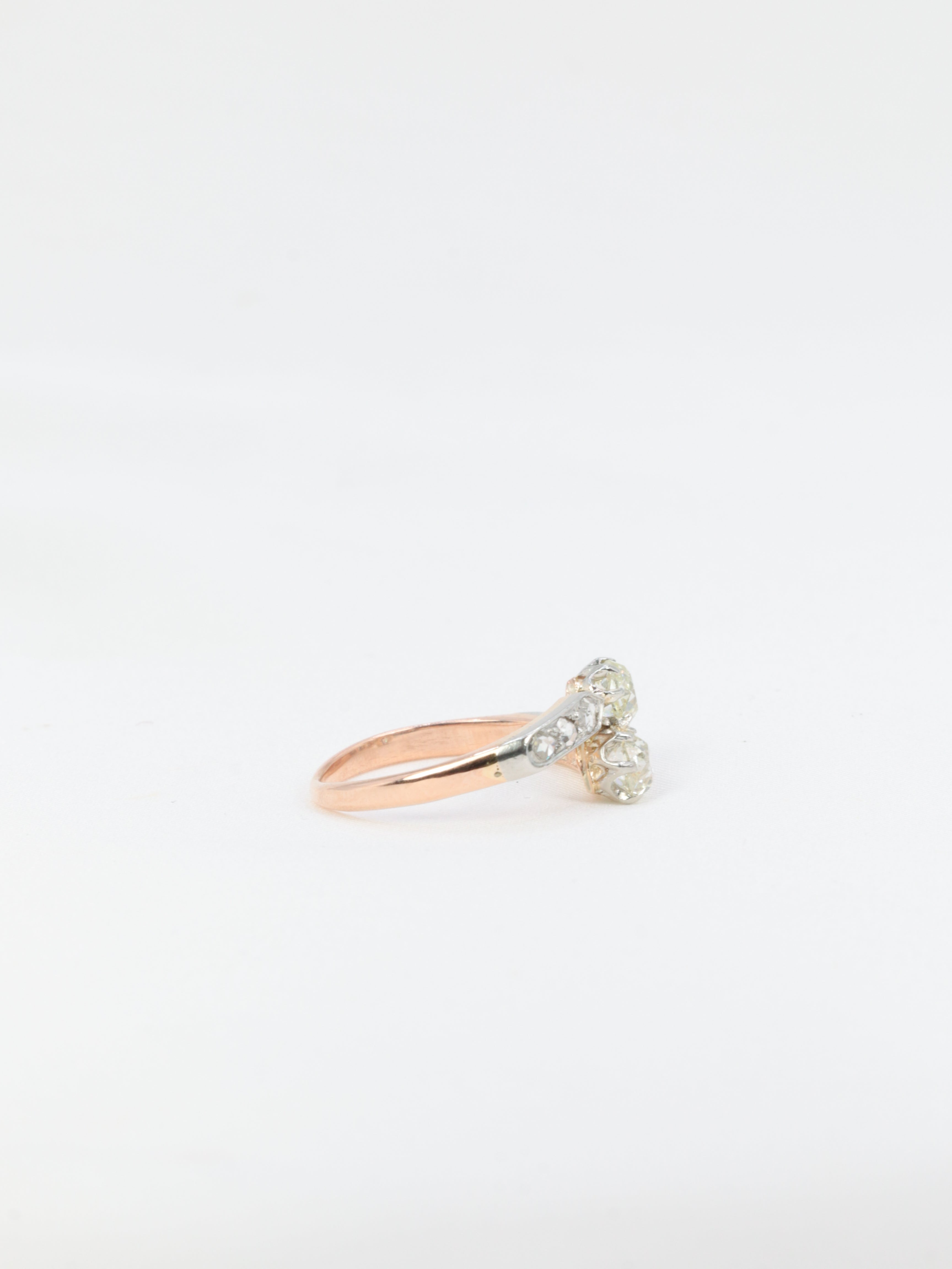 Bague Toi et Moi vintage en or et diamants taille ancienne