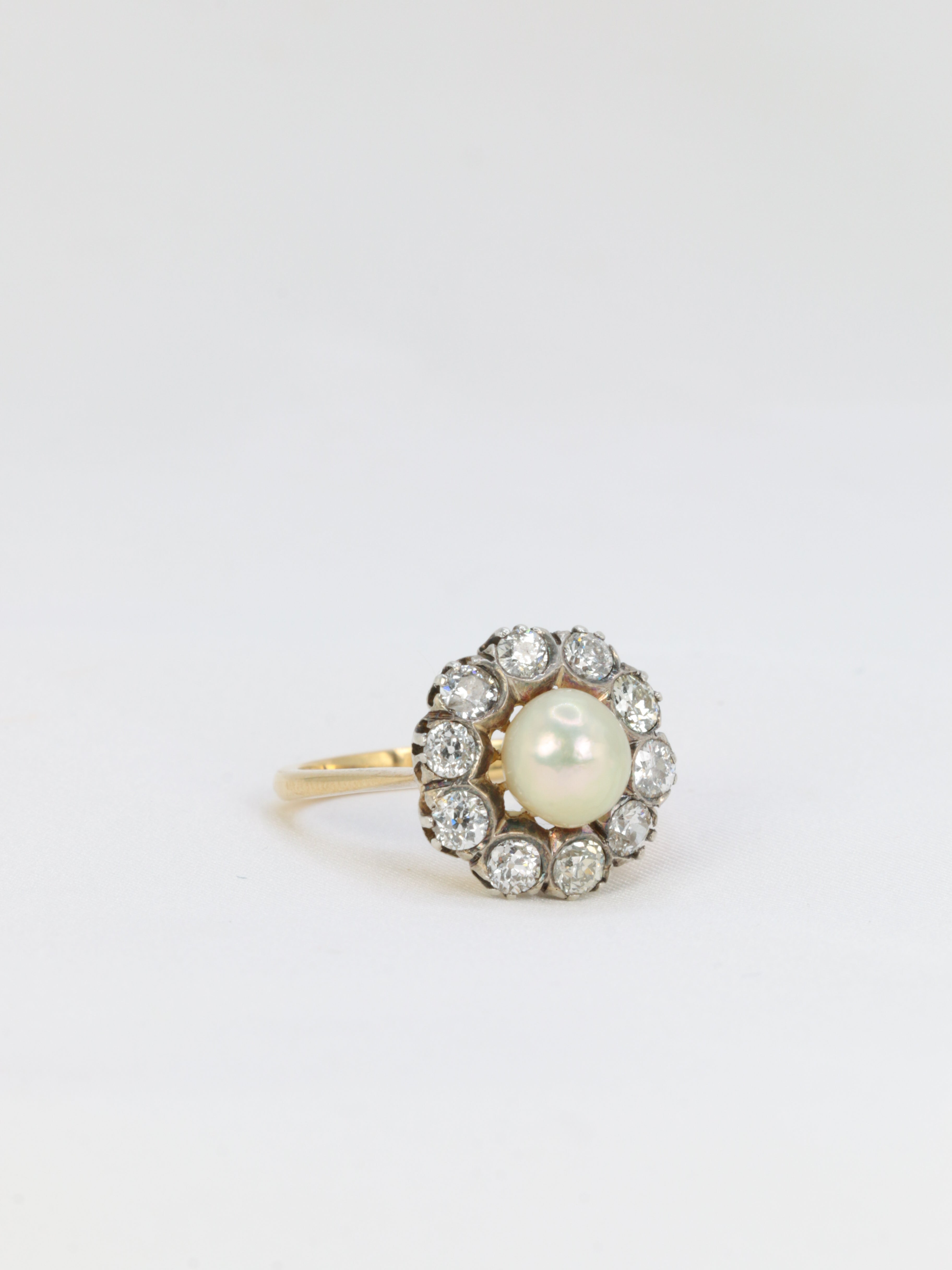 Bague marguerite or jaune argent diamants perle fine