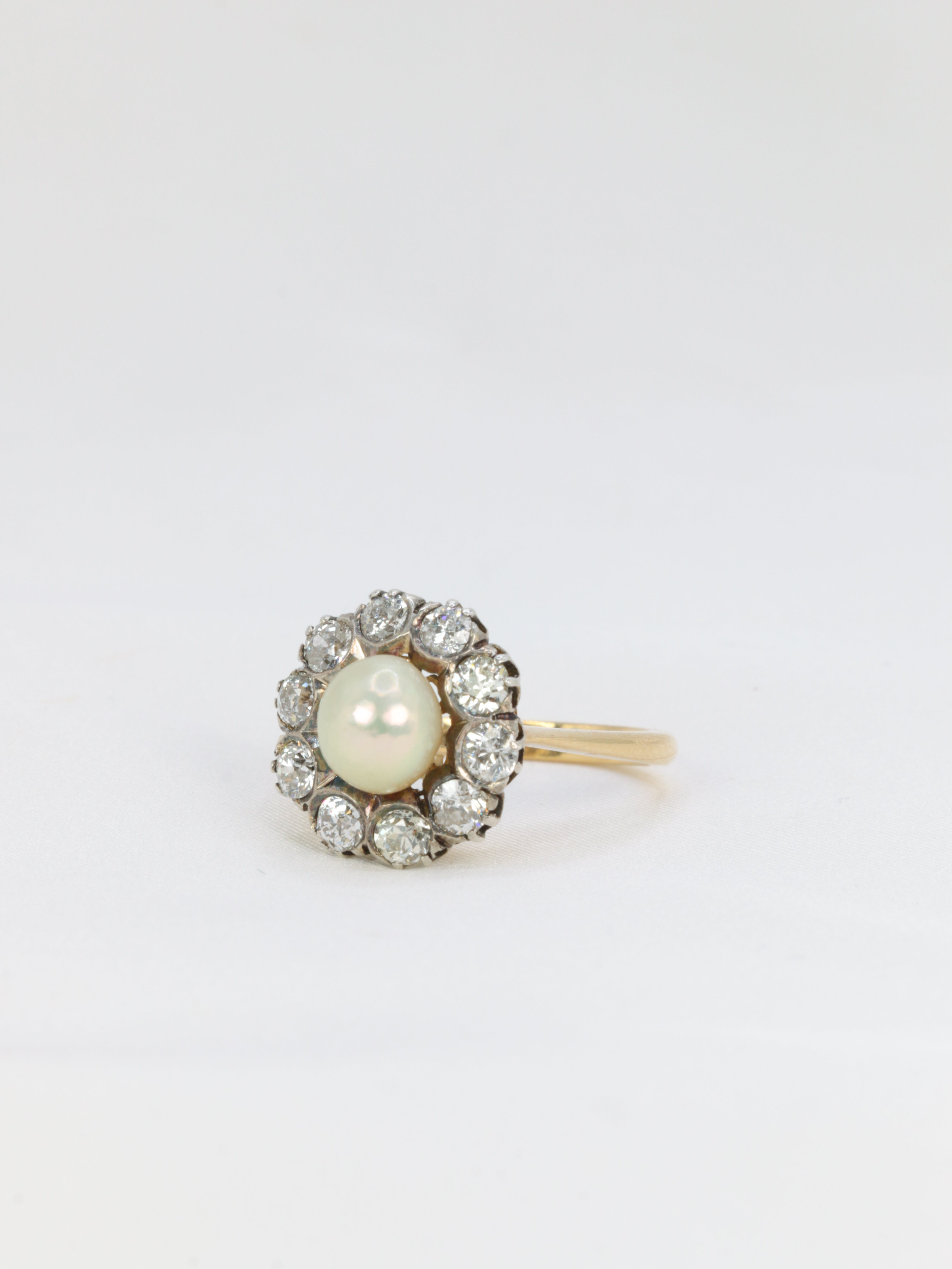 Bague marguerite or jaune argent diamants perle fine