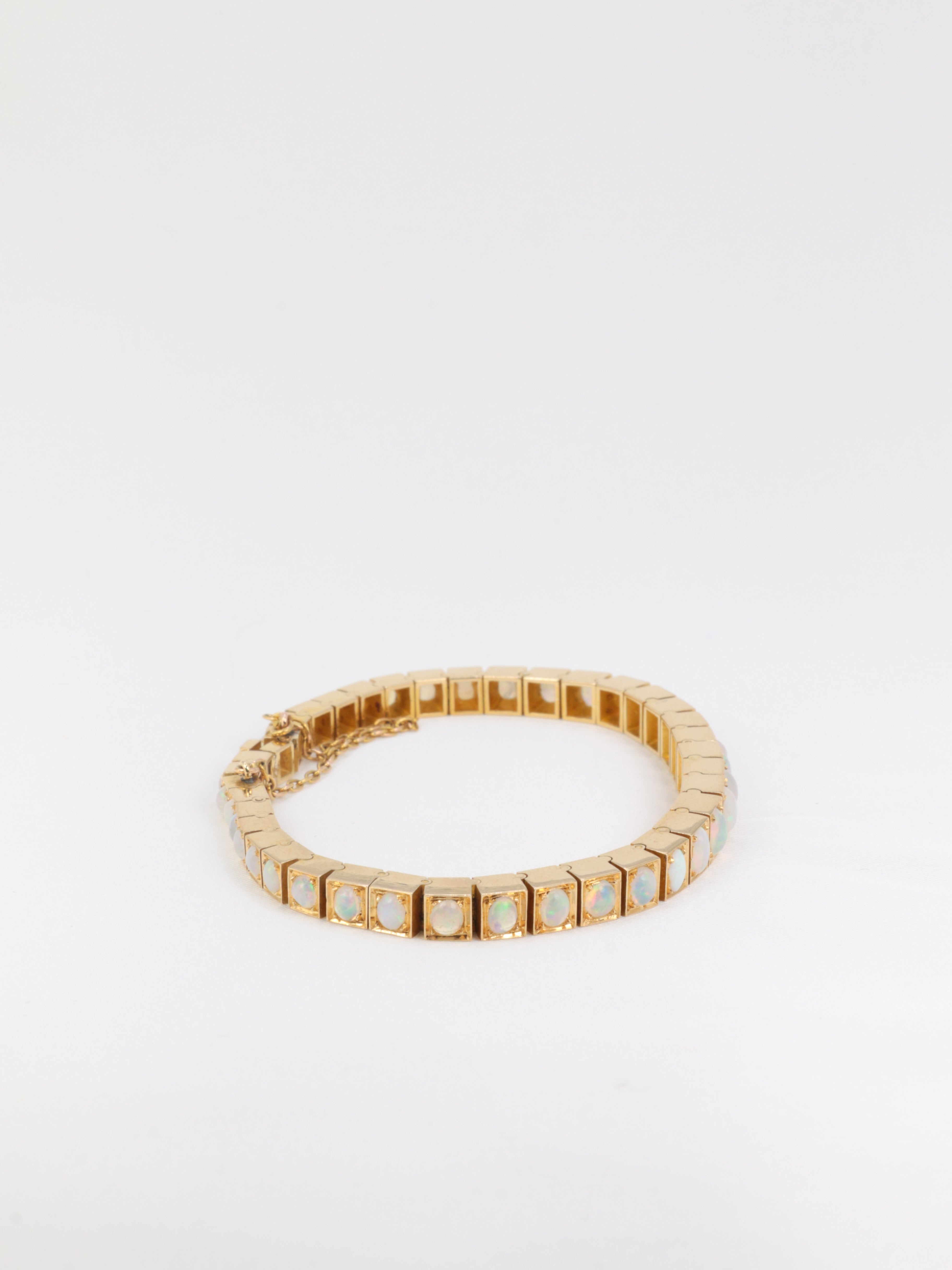 Bracelet rivière d’opales - Travail de la fin du XIXe siècle
