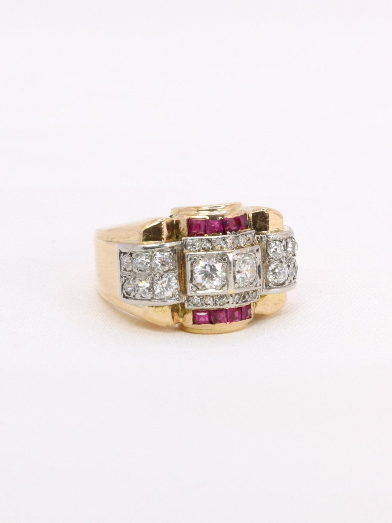 Bague tank diamants rubis calibres