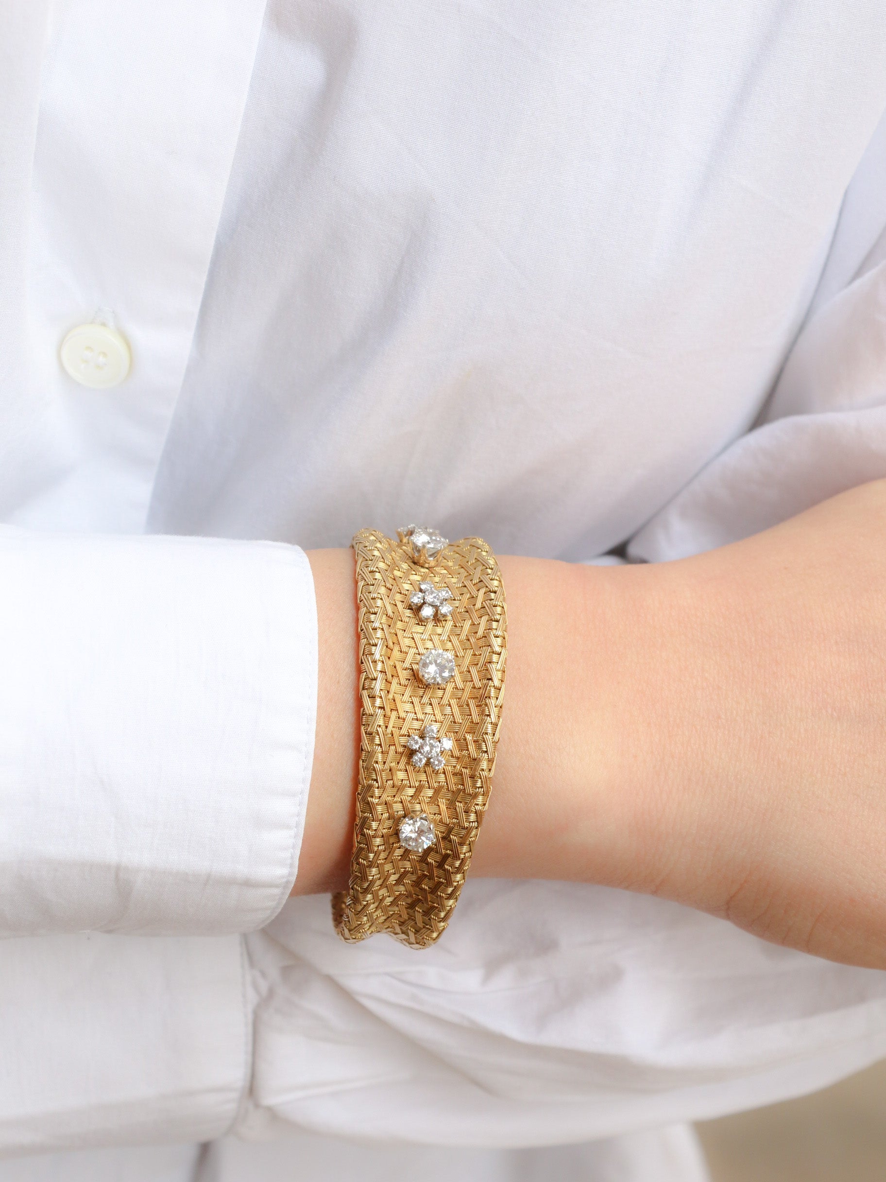 Vintage braided mesh bracelet in gold and diamonds