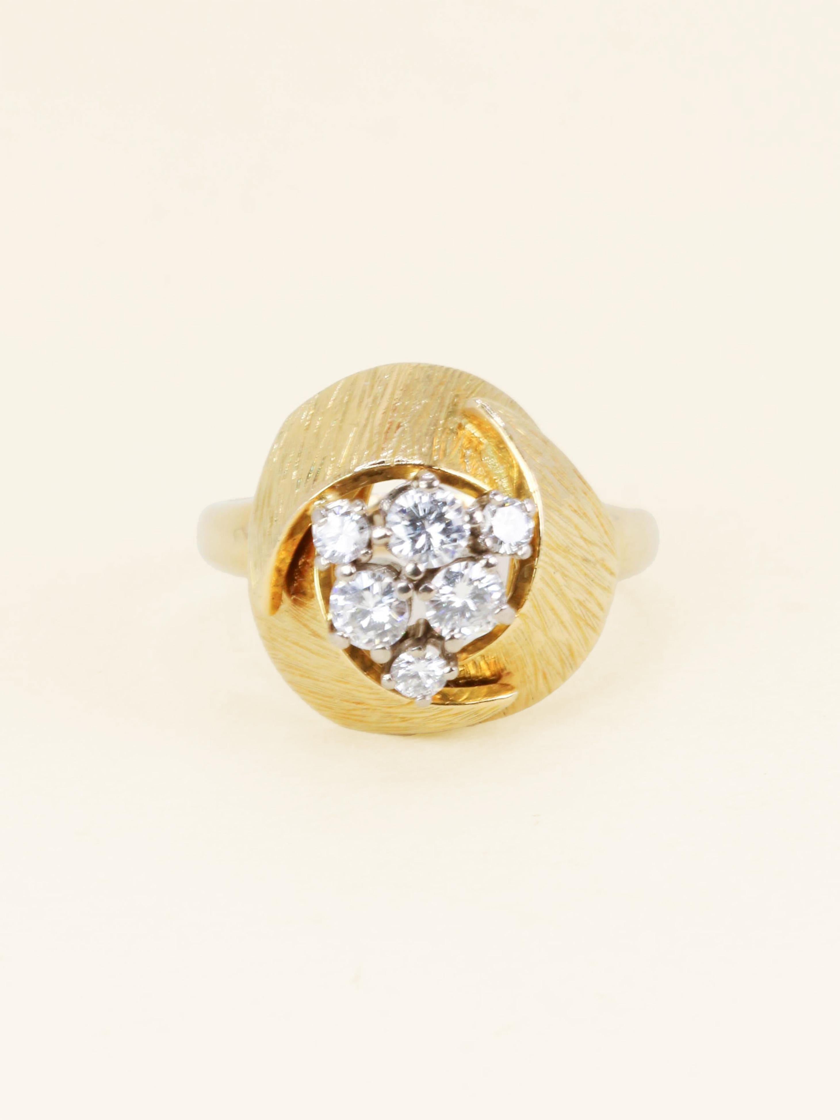 Bague dome or jaune diamants