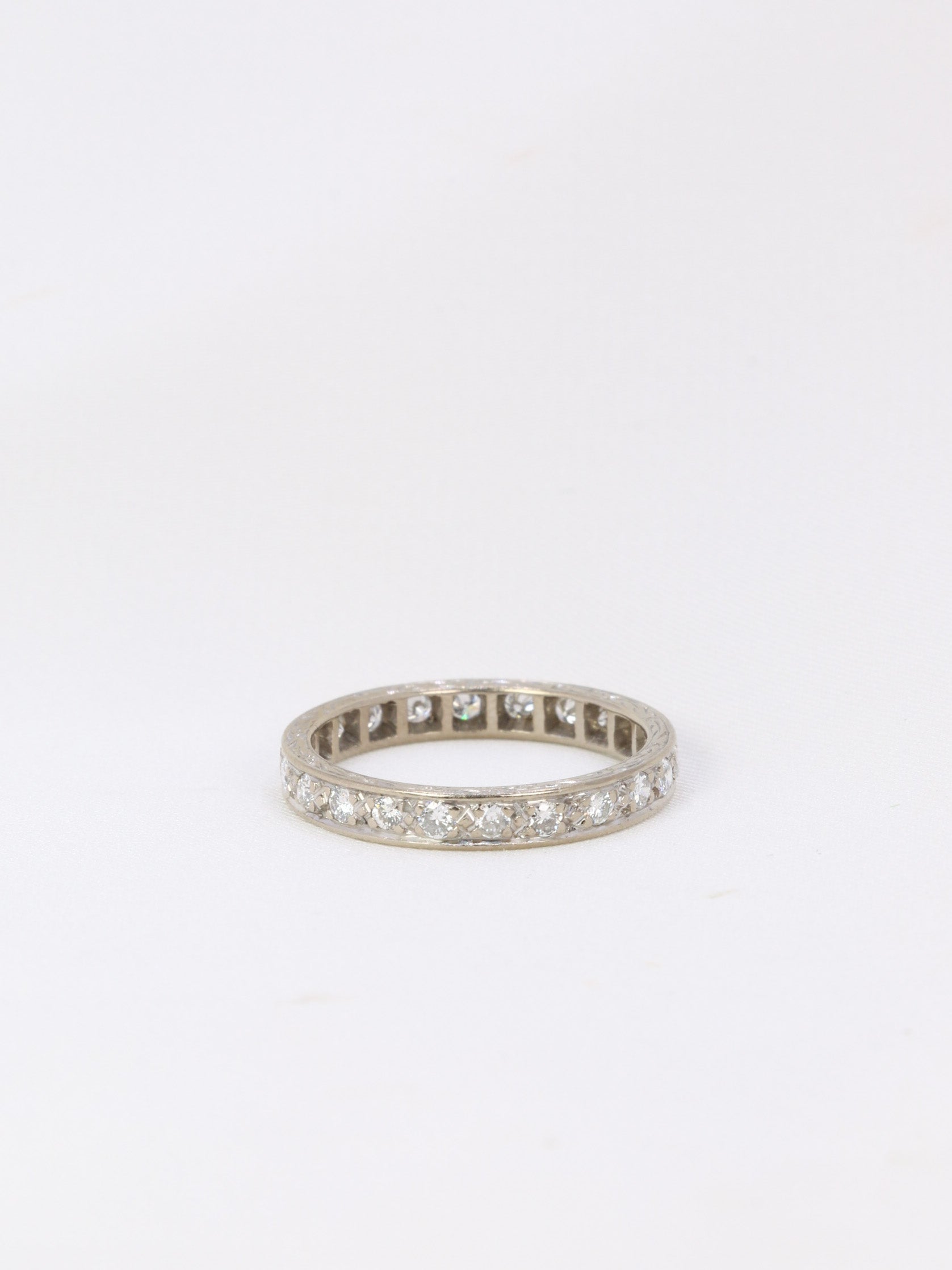 American wedding ring in platinum and diamonds 0.55 ct