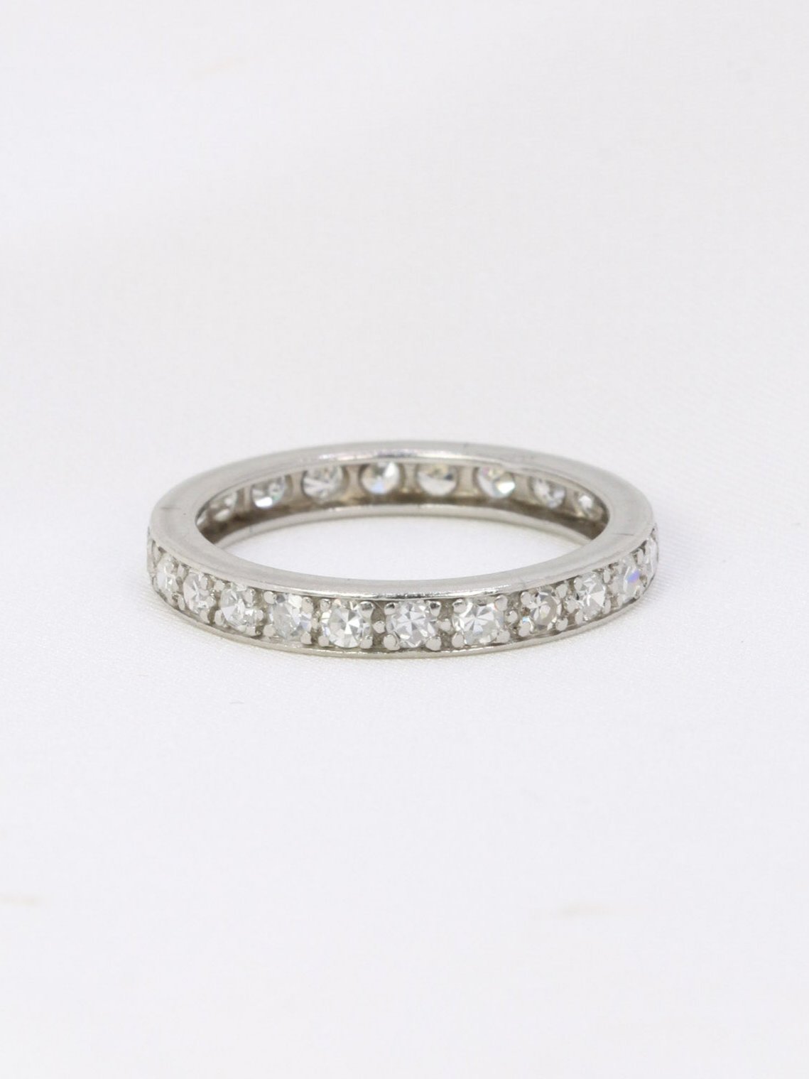 American wedding ring in platinum and diamonds 0.75 ct