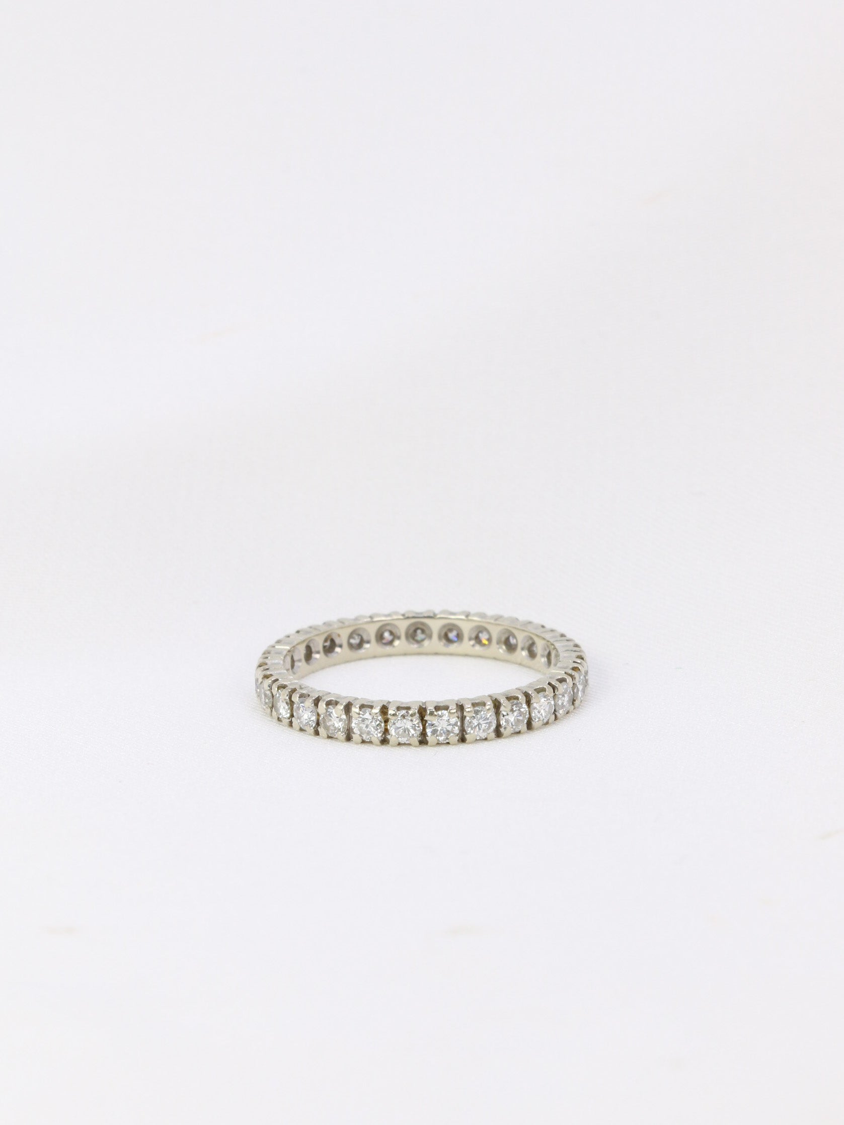 American wedding ring in white gold and diamonds 1.35 ct