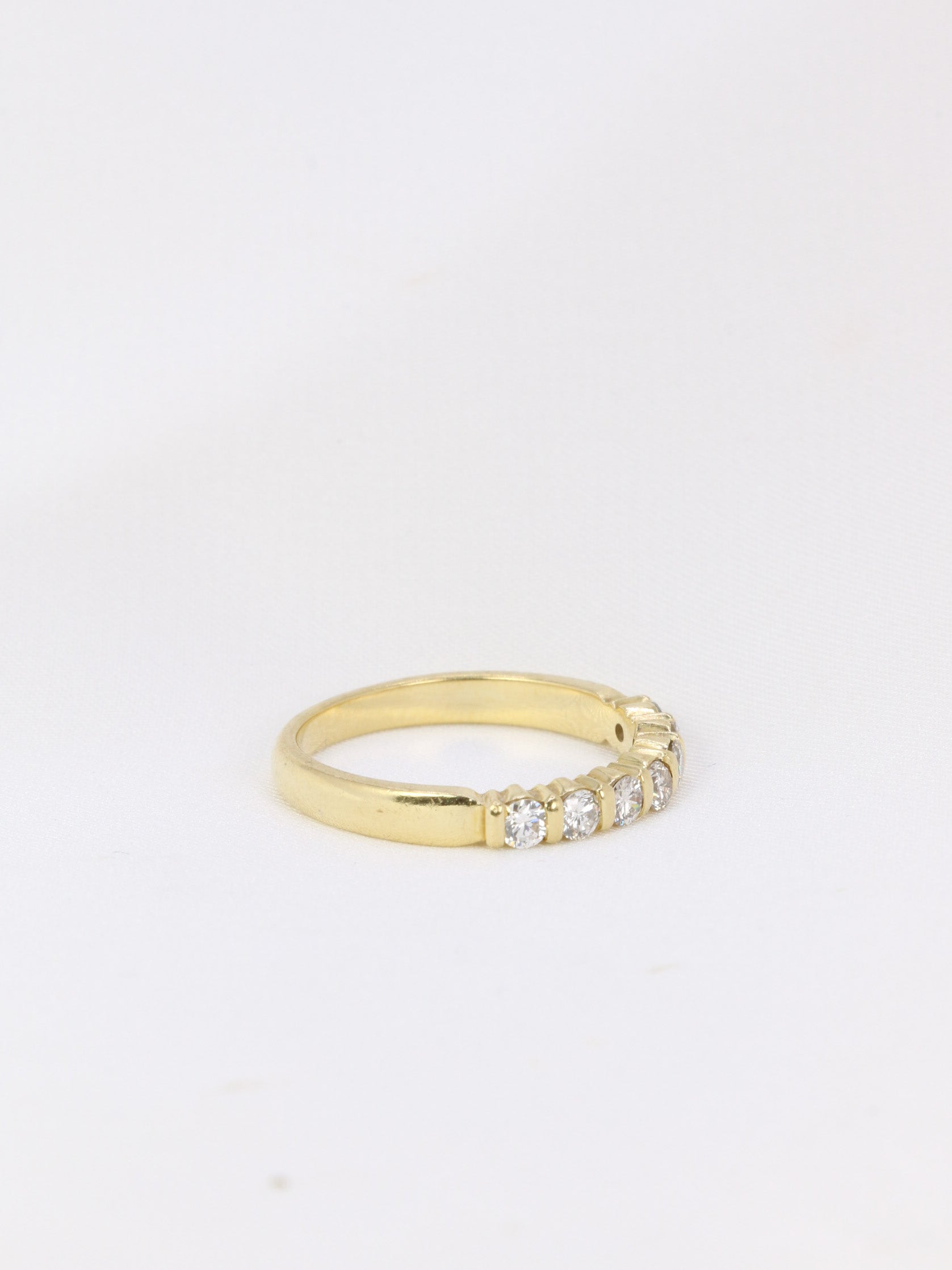 American half wedding ring in yellow gold and diamonds 0.42 ct