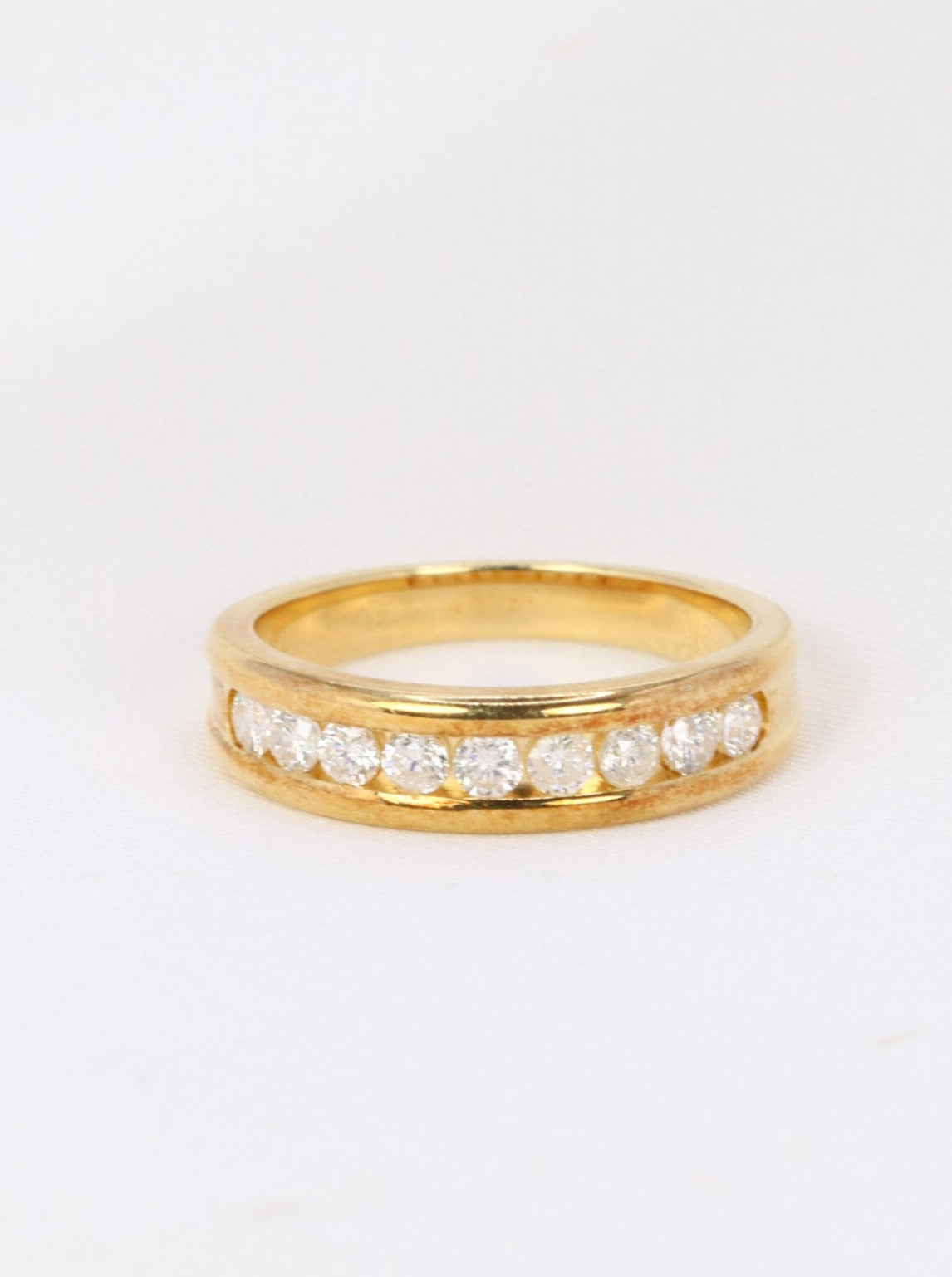 American half wedding ring in yellow gold and diamonds 0.36 ct