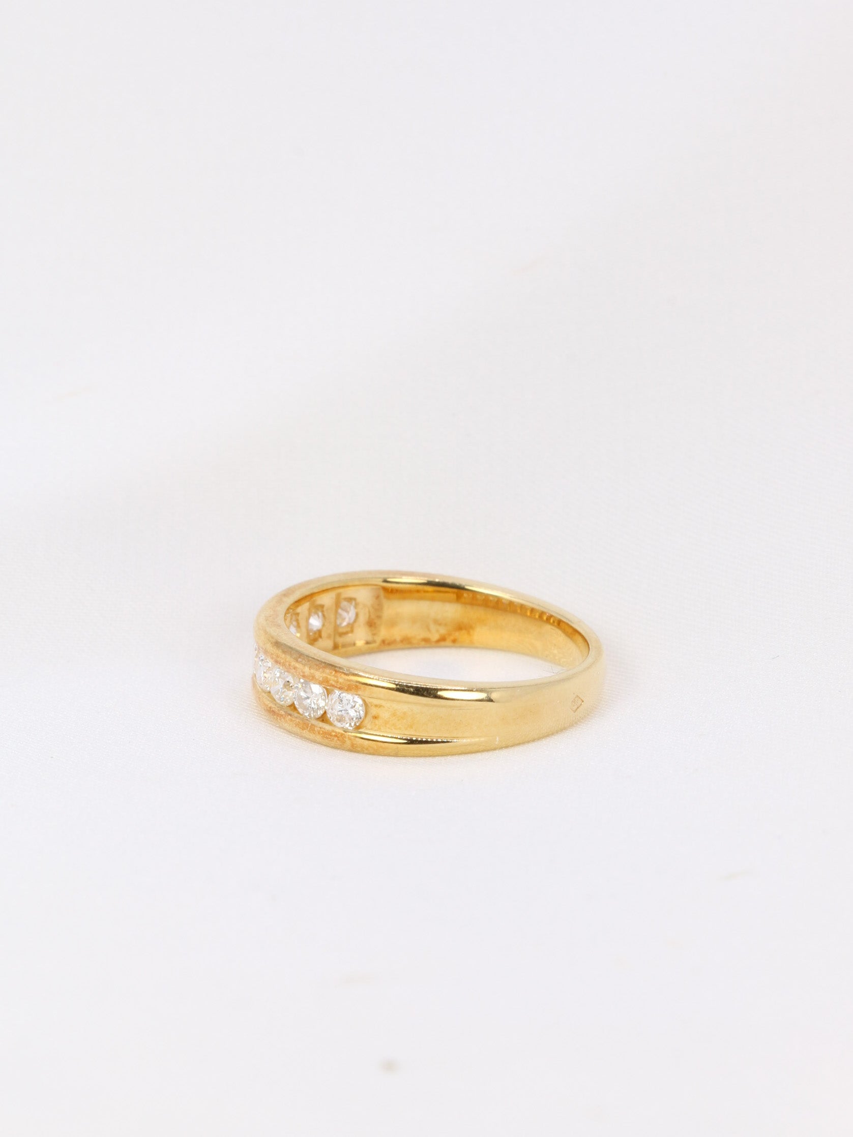 American half wedding ring in yellow gold and diamonds 0.36 ct