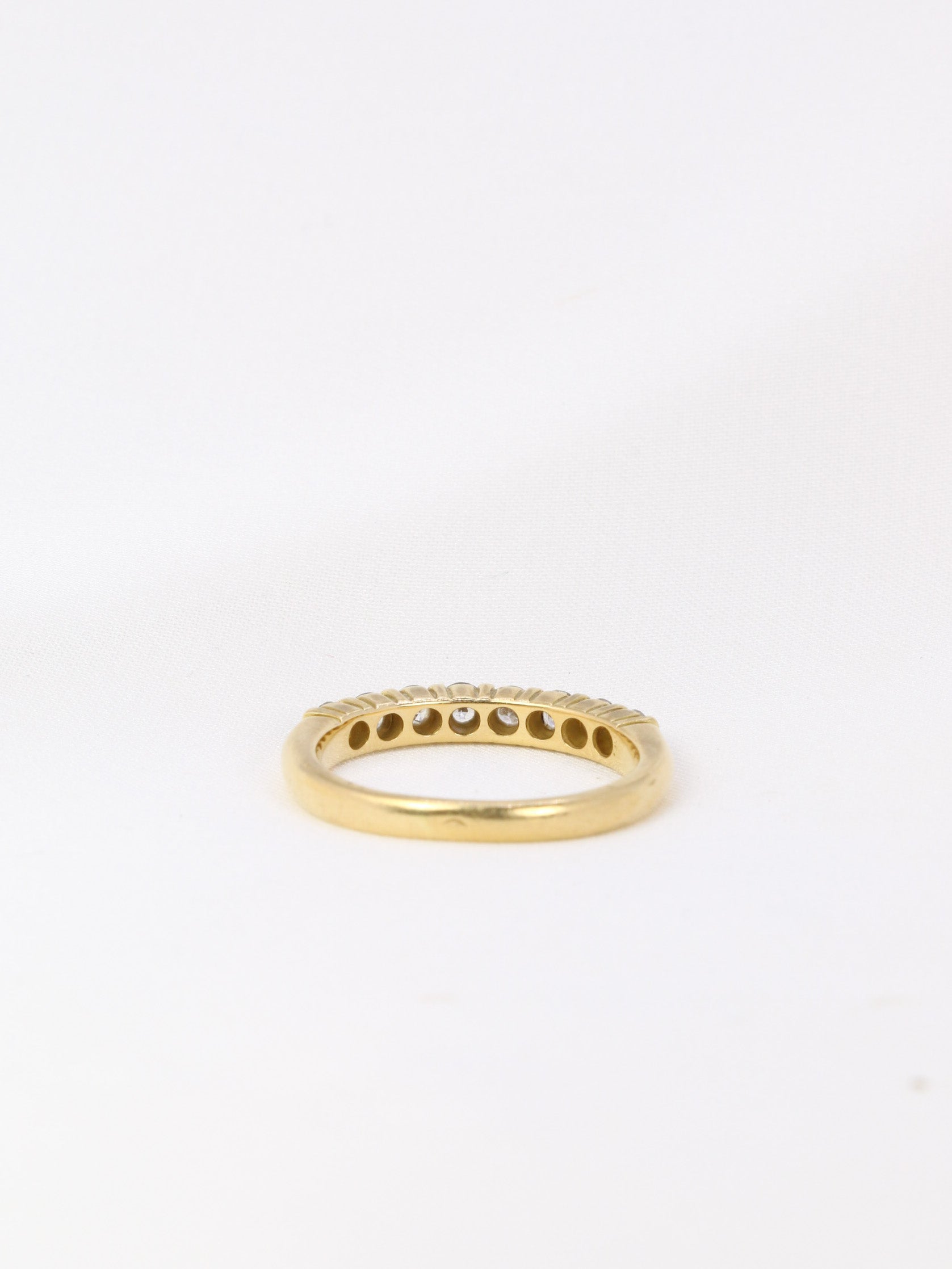 American half wedding ring in yellow gold and diamonds 0.5 ct