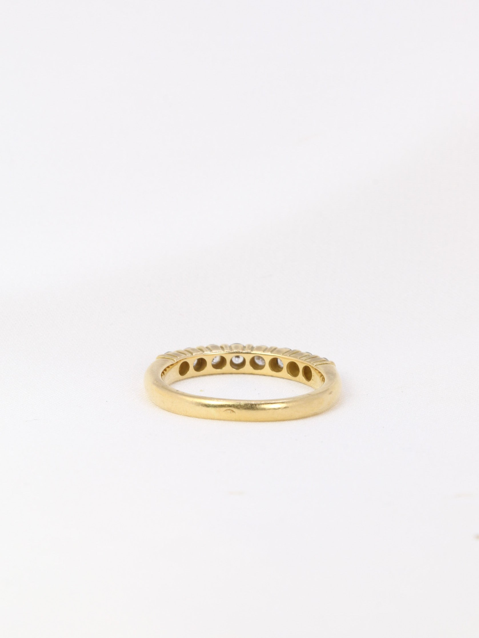 American half wedding ring in yellow gold and diamonds 0.5 ct