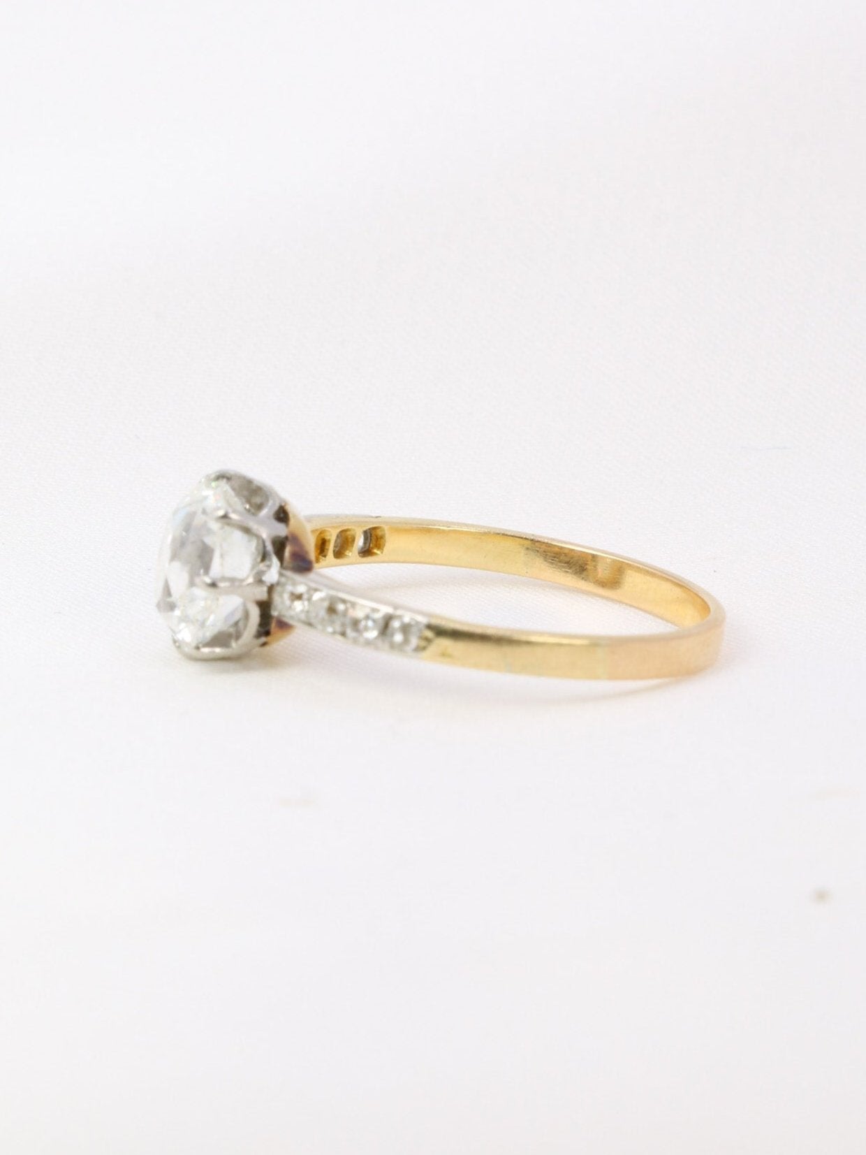 bague ancienne solitaire diamant coussin