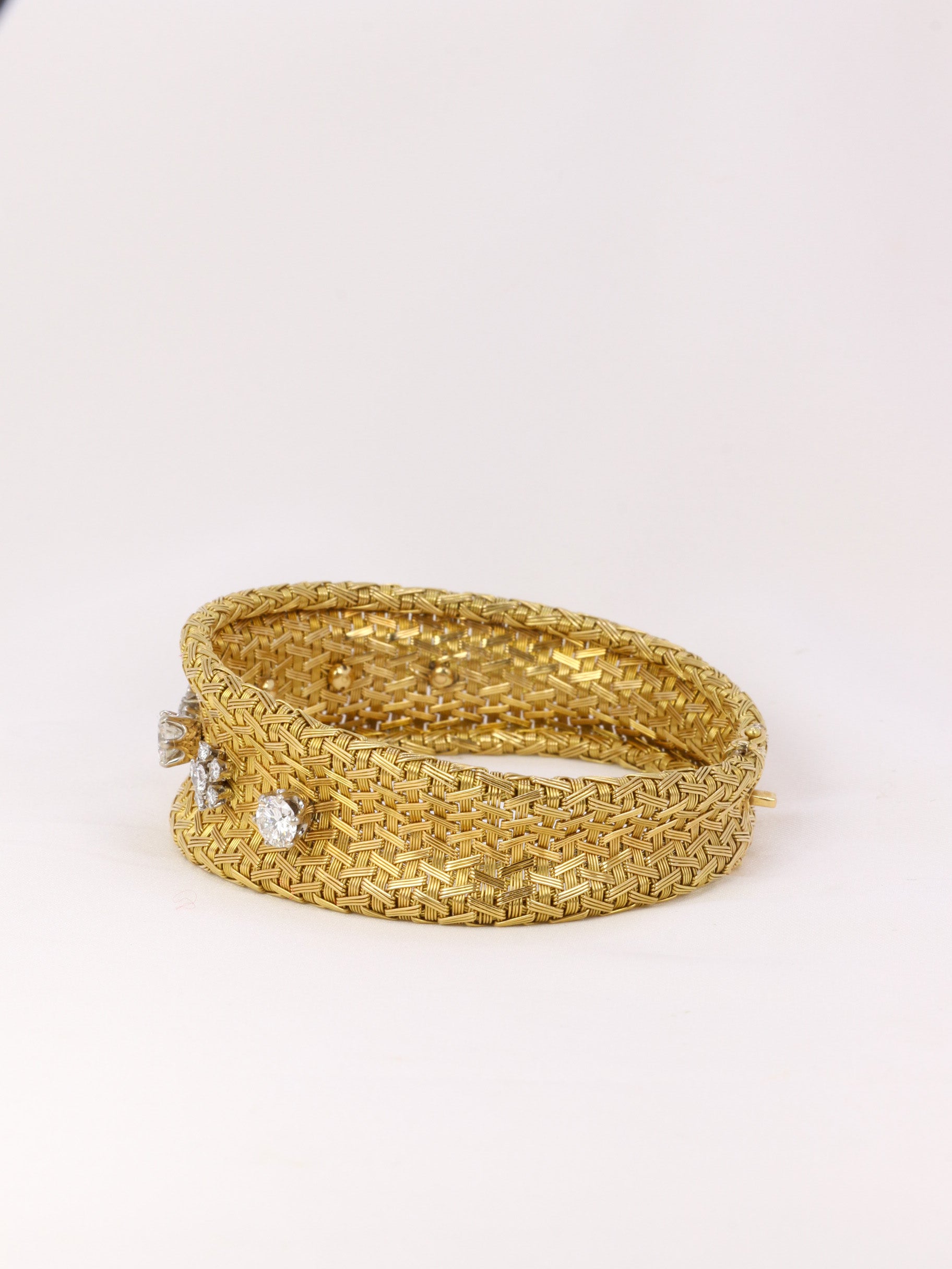 Vintage braided mesh bracelet in gold and diamonds