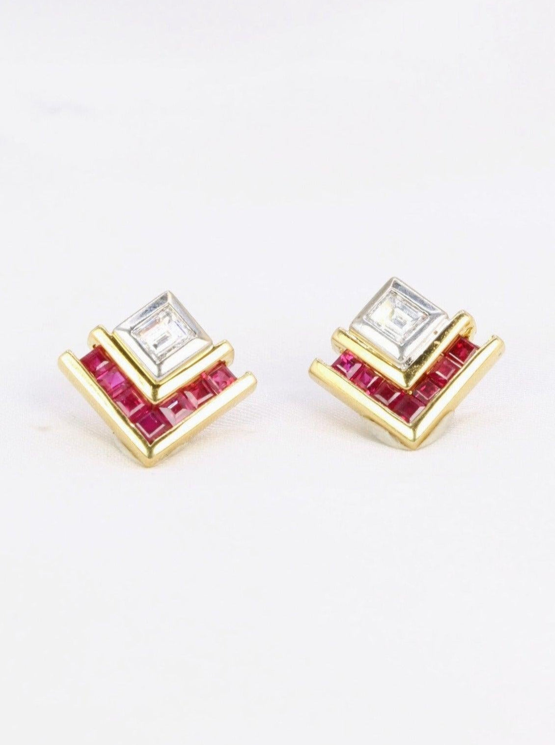 Boucles d’oreilles vintage diamants rubis