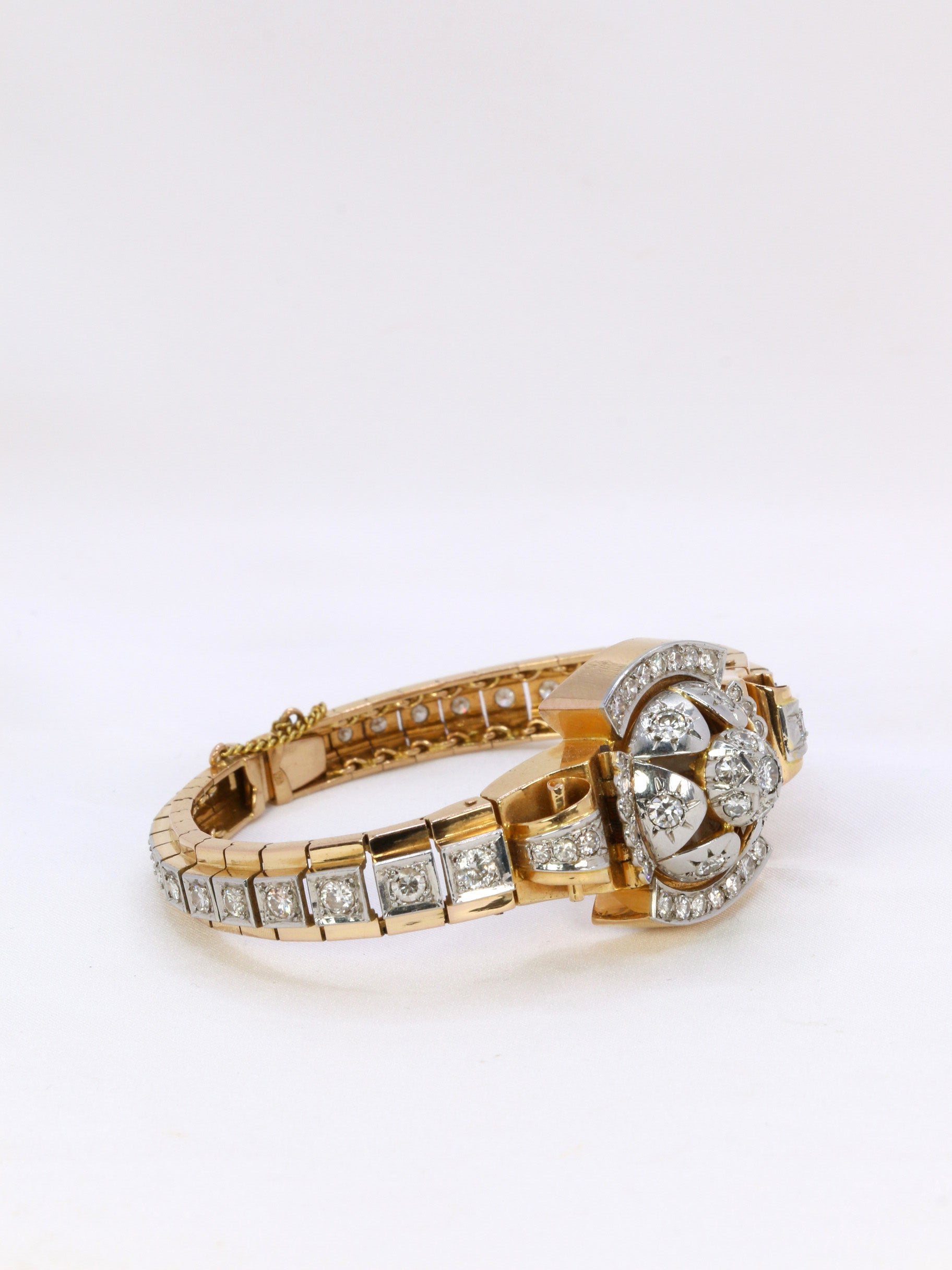 Vintage watch bracelet in yellow gold and diamonds, 1950