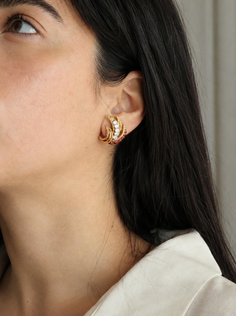 VAN CLEEF & ARPELS Boucles d'oreilles Feuilles or jaune rubis diamants