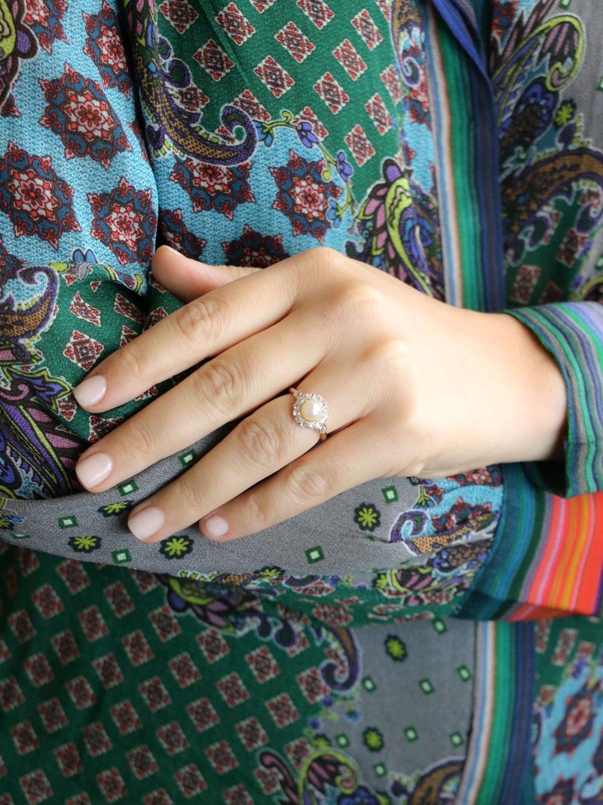 Bague marguerite perle diamants