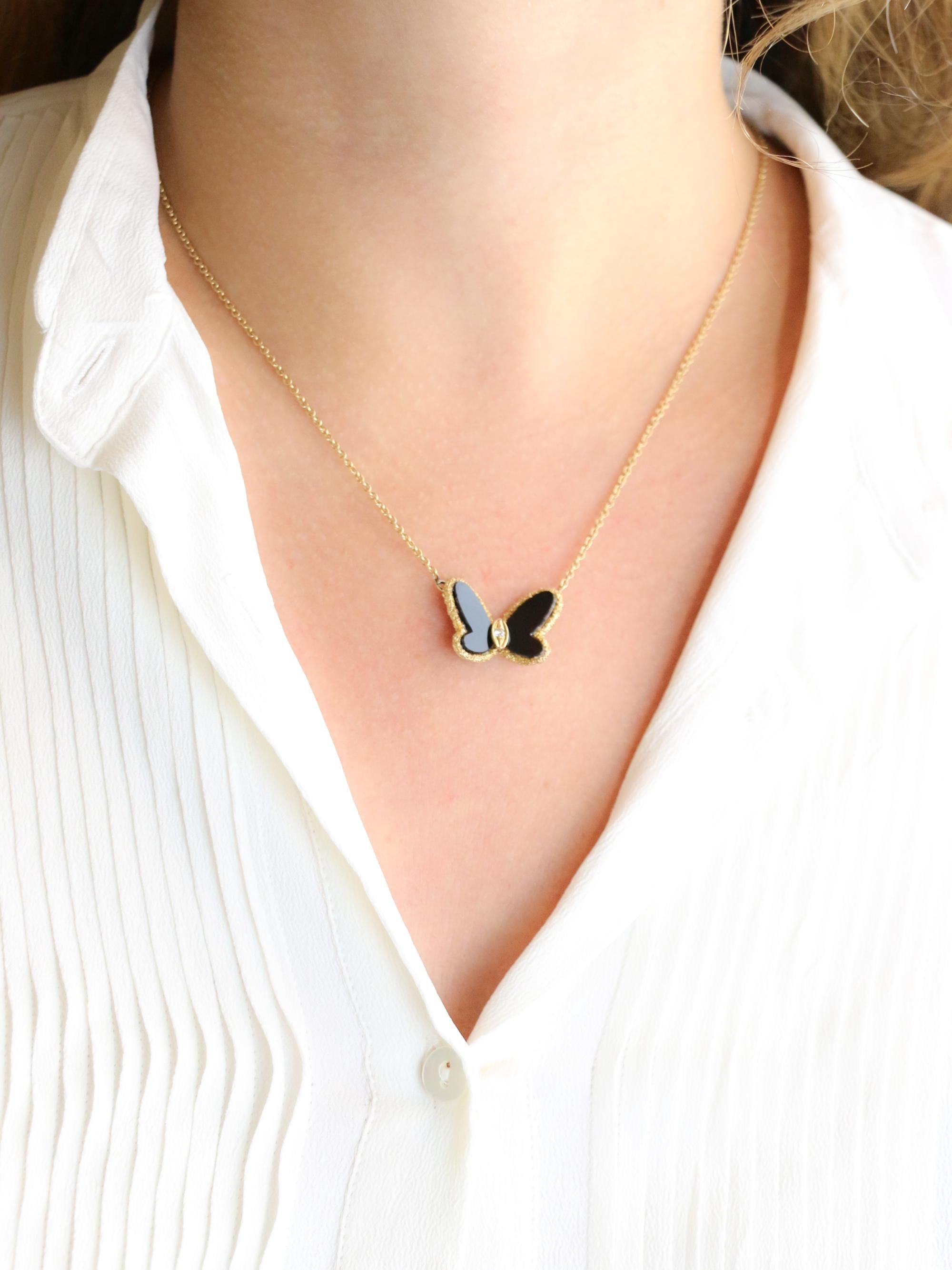 VAN CLEEF & ARPELS Collier Alhambra Papillon Onyx circa 1973