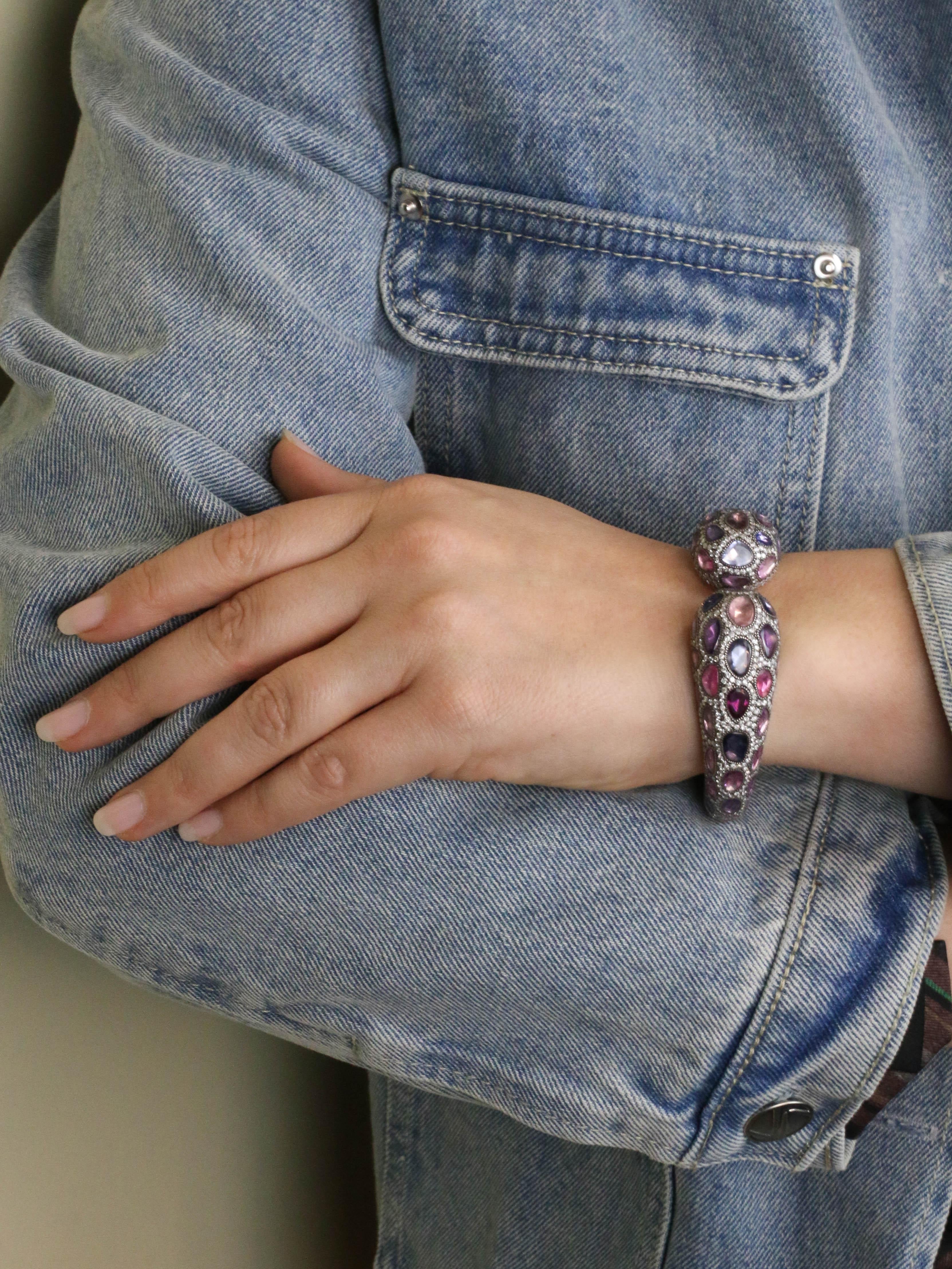 ANDRE MARCHA Bracelet jonc saphirs diamants