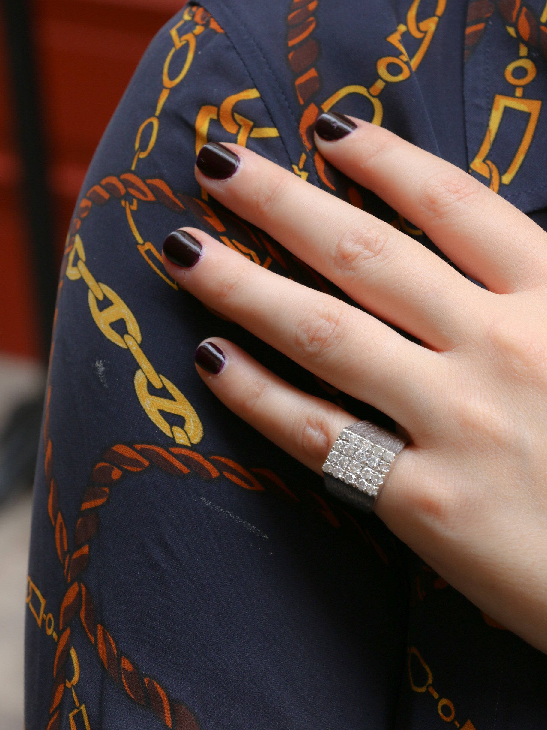 Vintage gold signet ring paved with diamonds