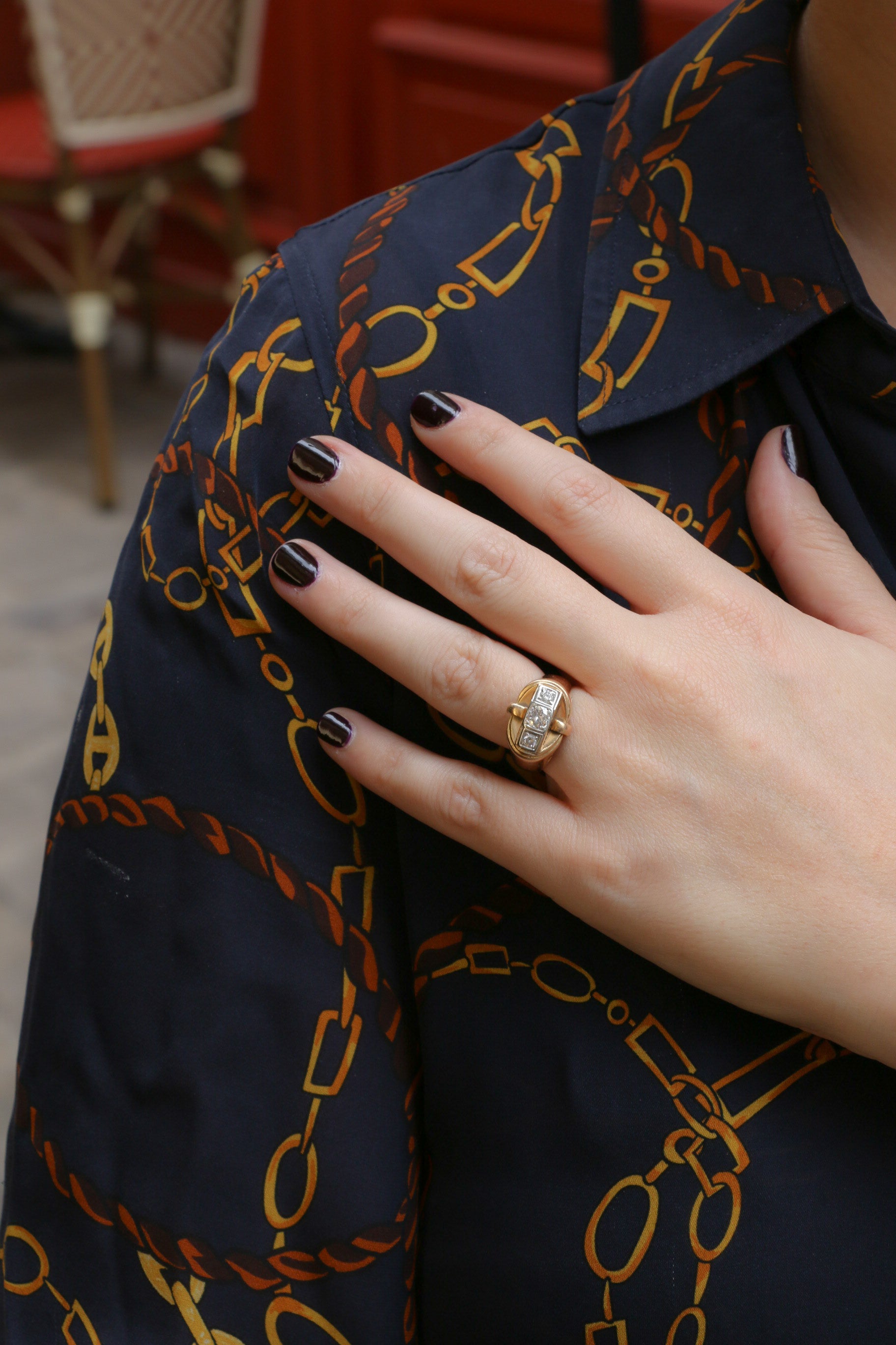 Art-Deco tank ring in yellow gold and diamonds