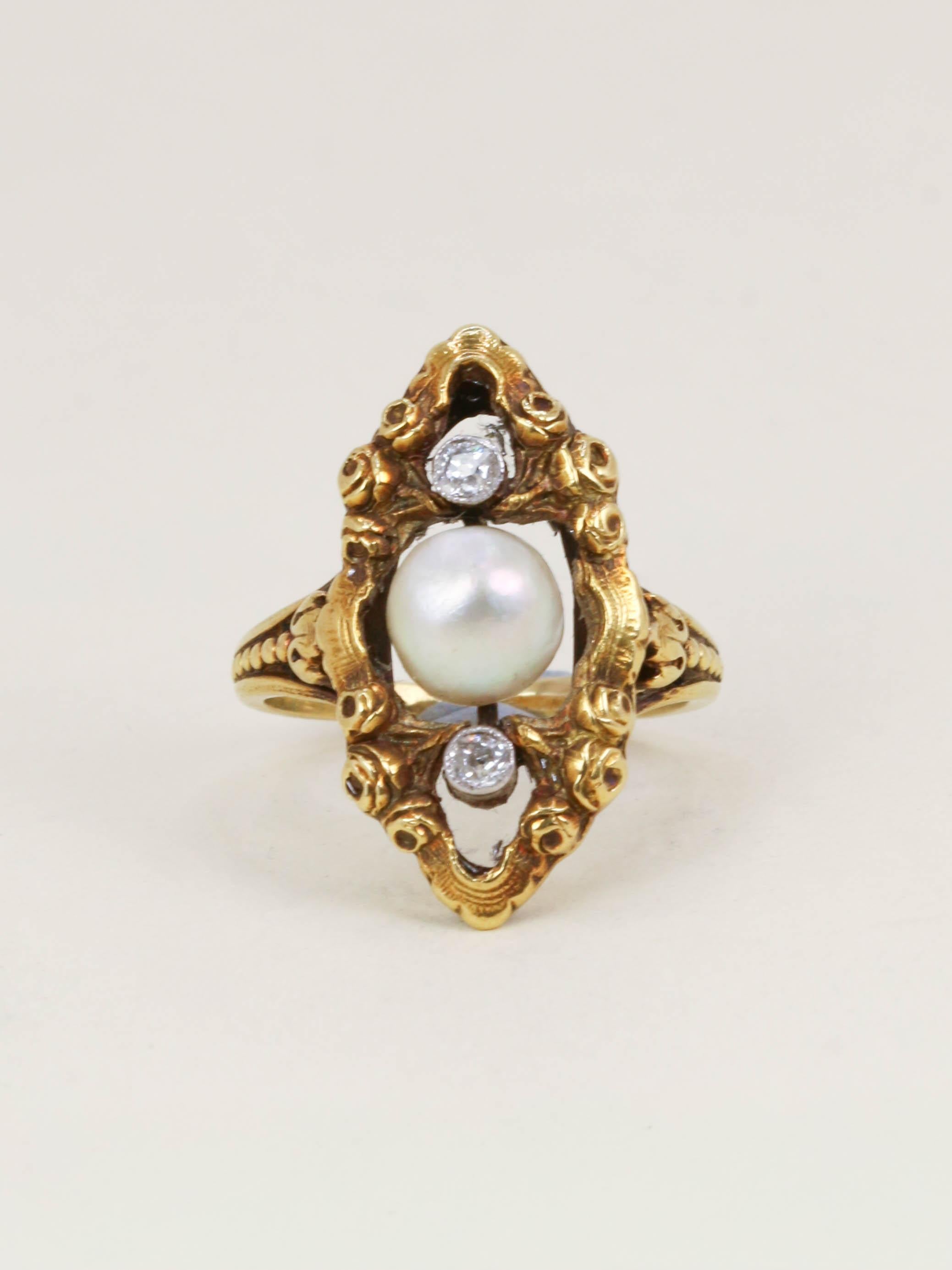 Bague marquise Art Nouveau or jaune perle fine diamants