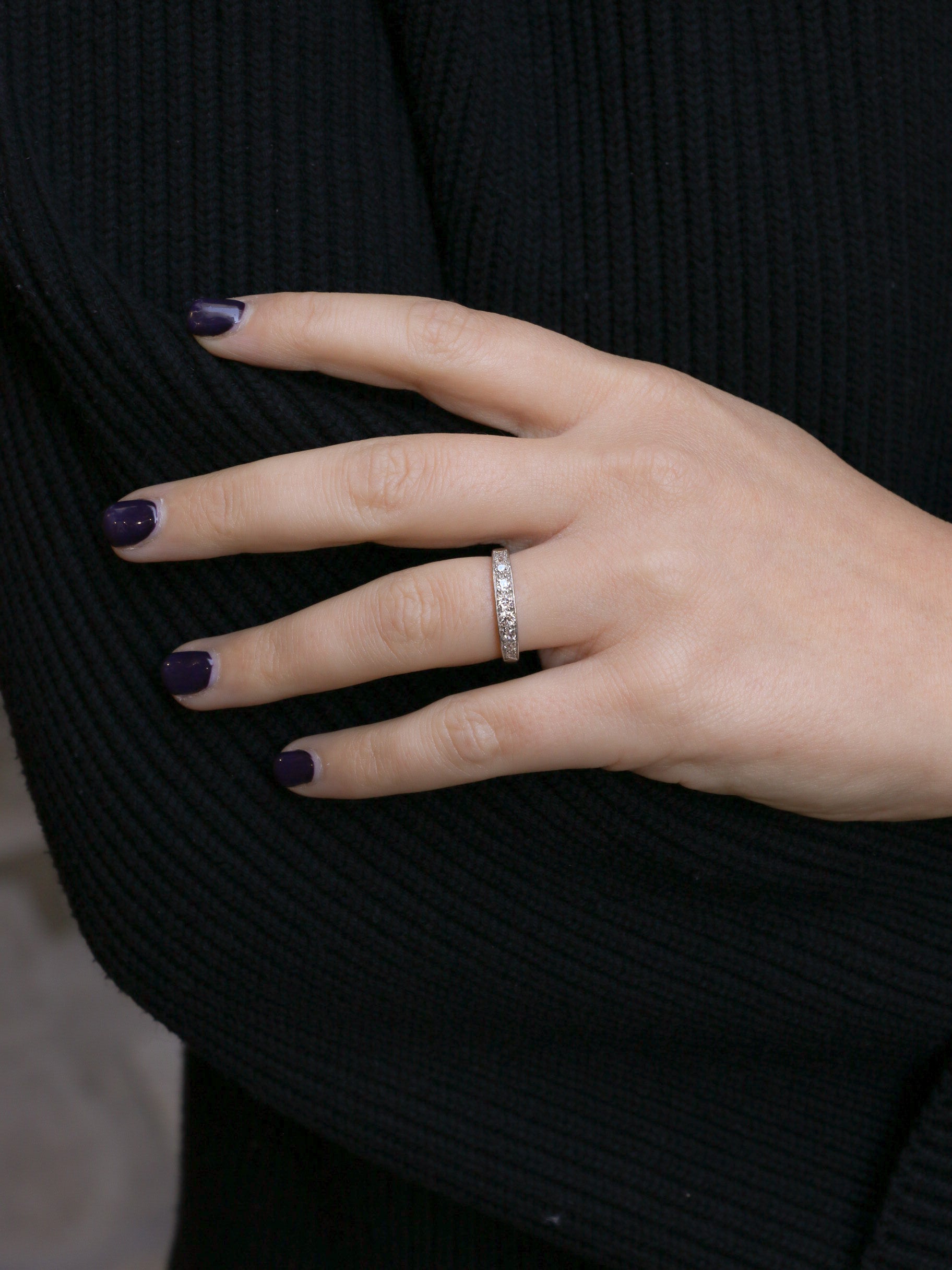 Bague jarretière en platine et diamants 0,5 ct