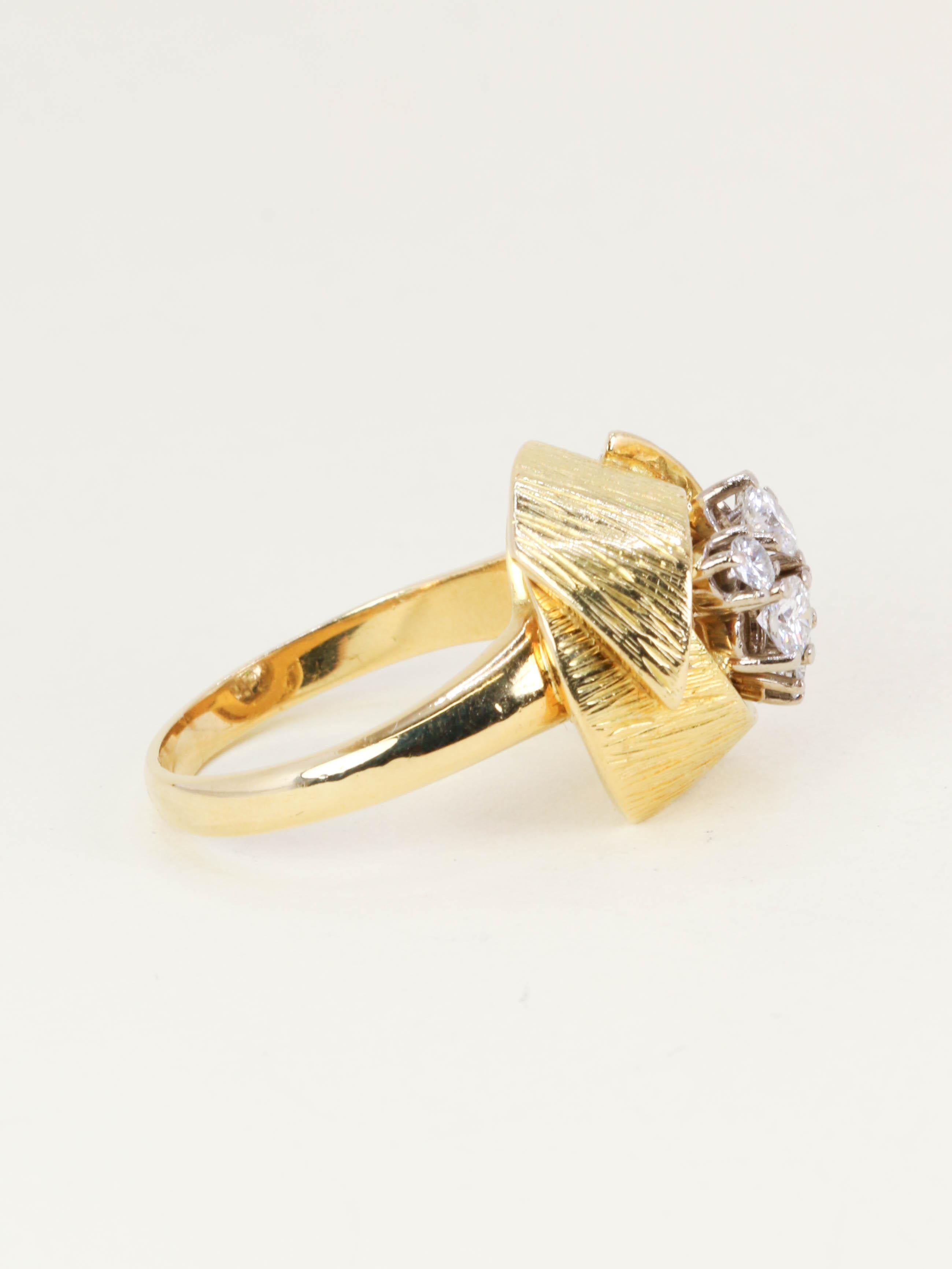 Bague dome or jaune diamants