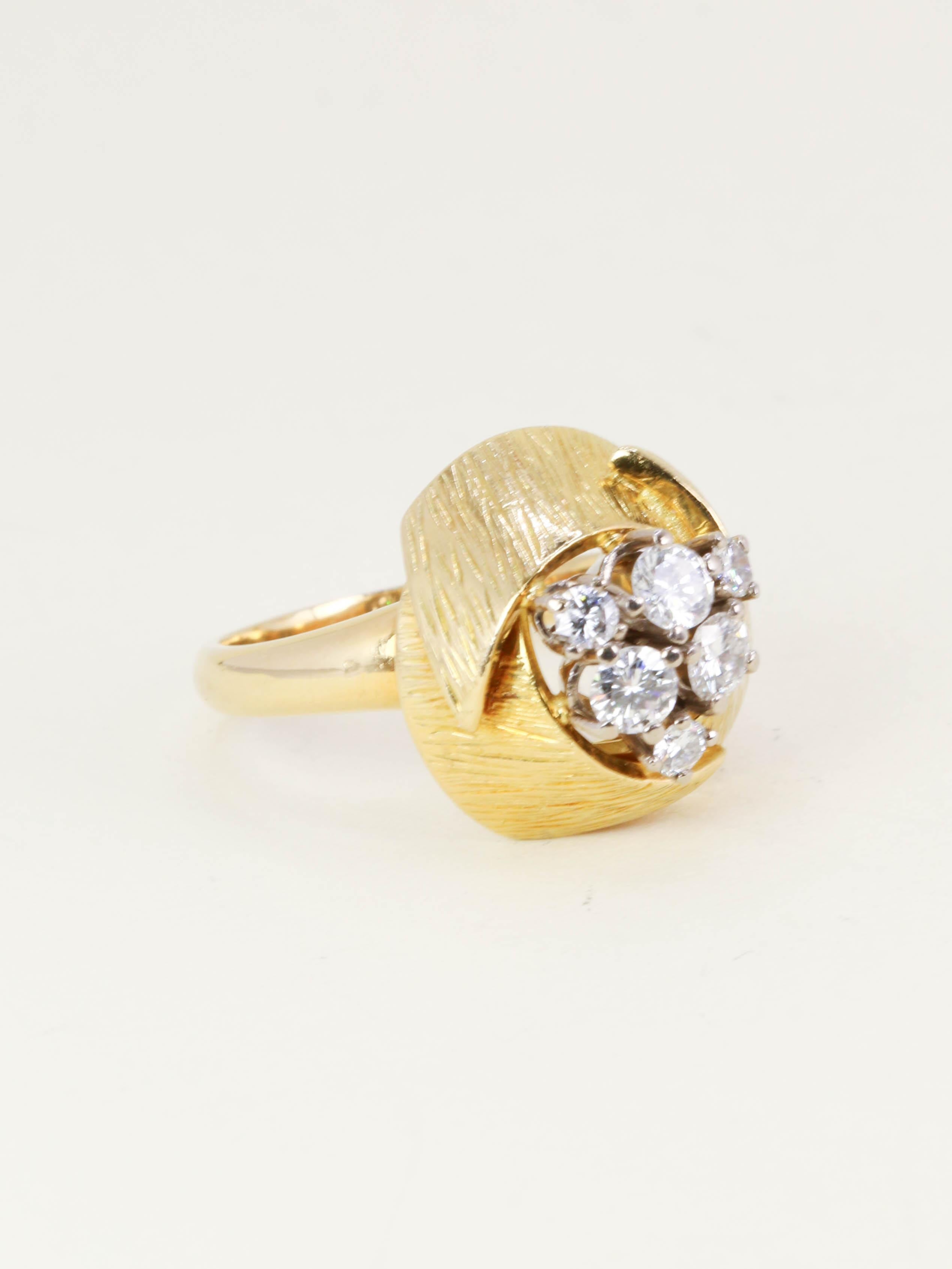 Bague dome or jaune diamants