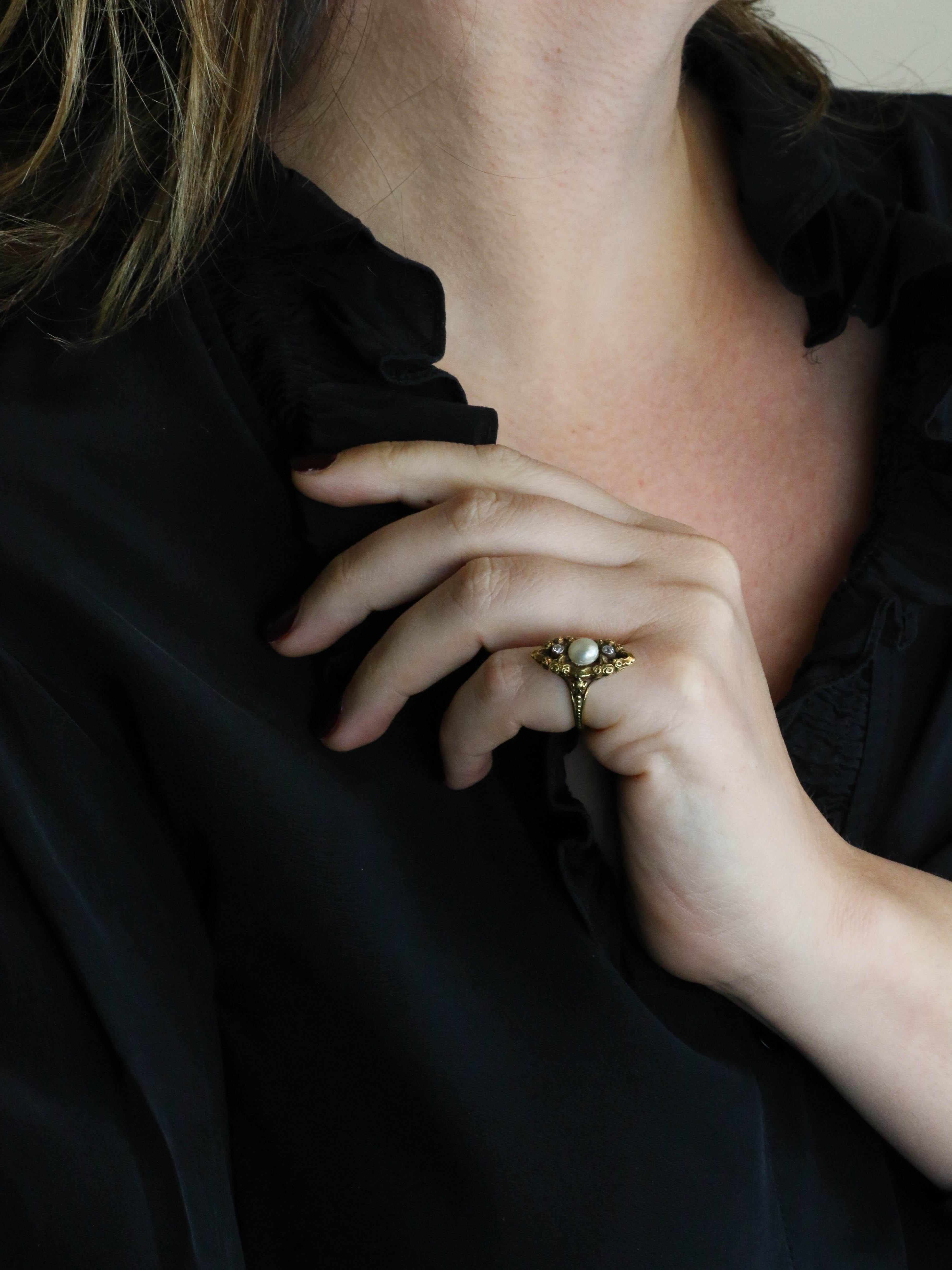 Bague marquise Art Nouveau or jaune perle fine diamants