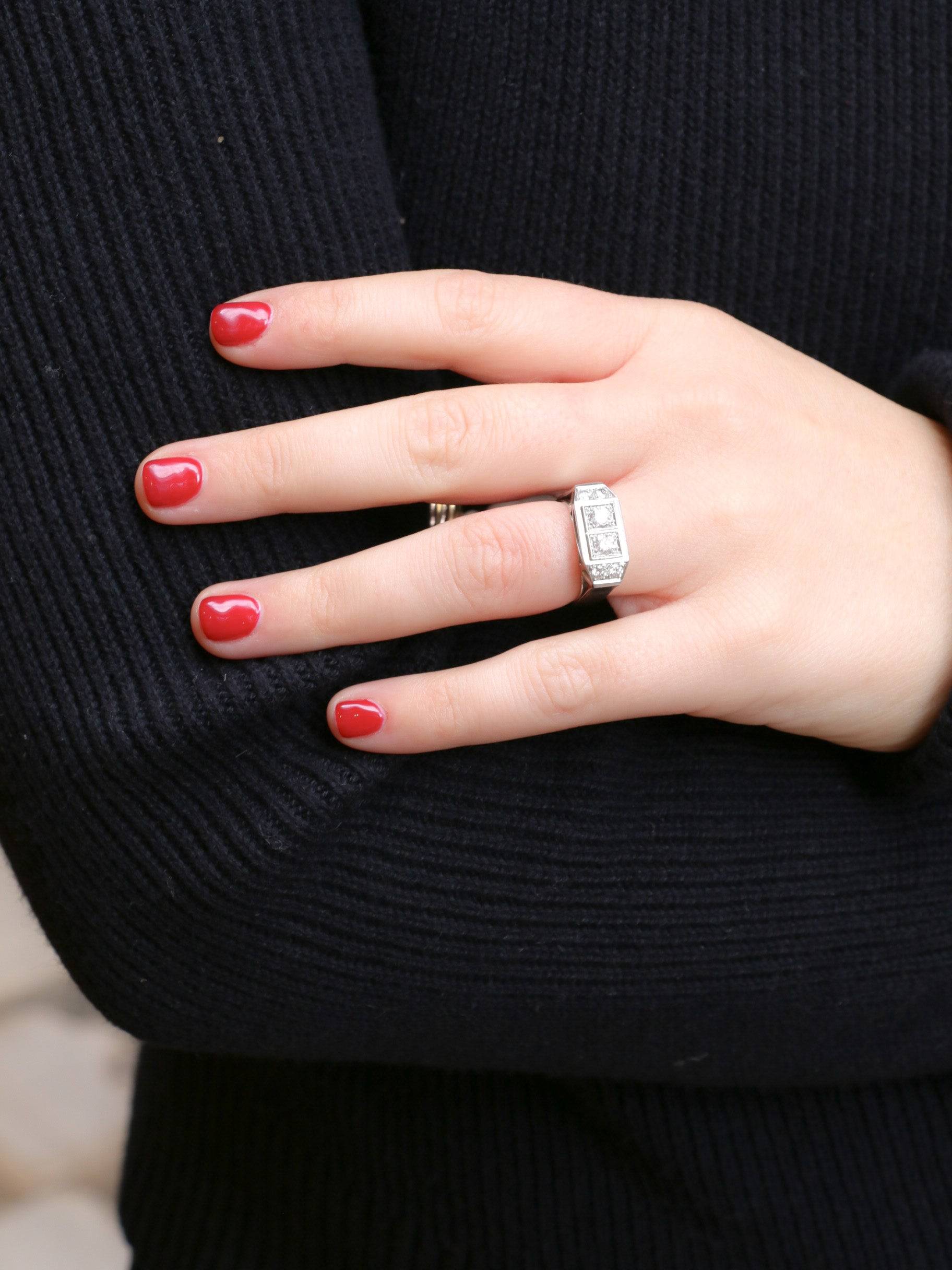 Bague géométrique or blanc platine diamants