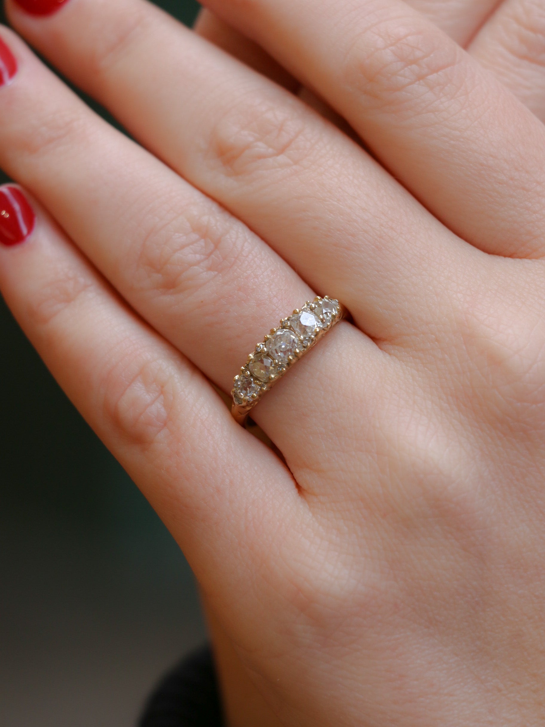 Garter ring in gold and old cut diamonds