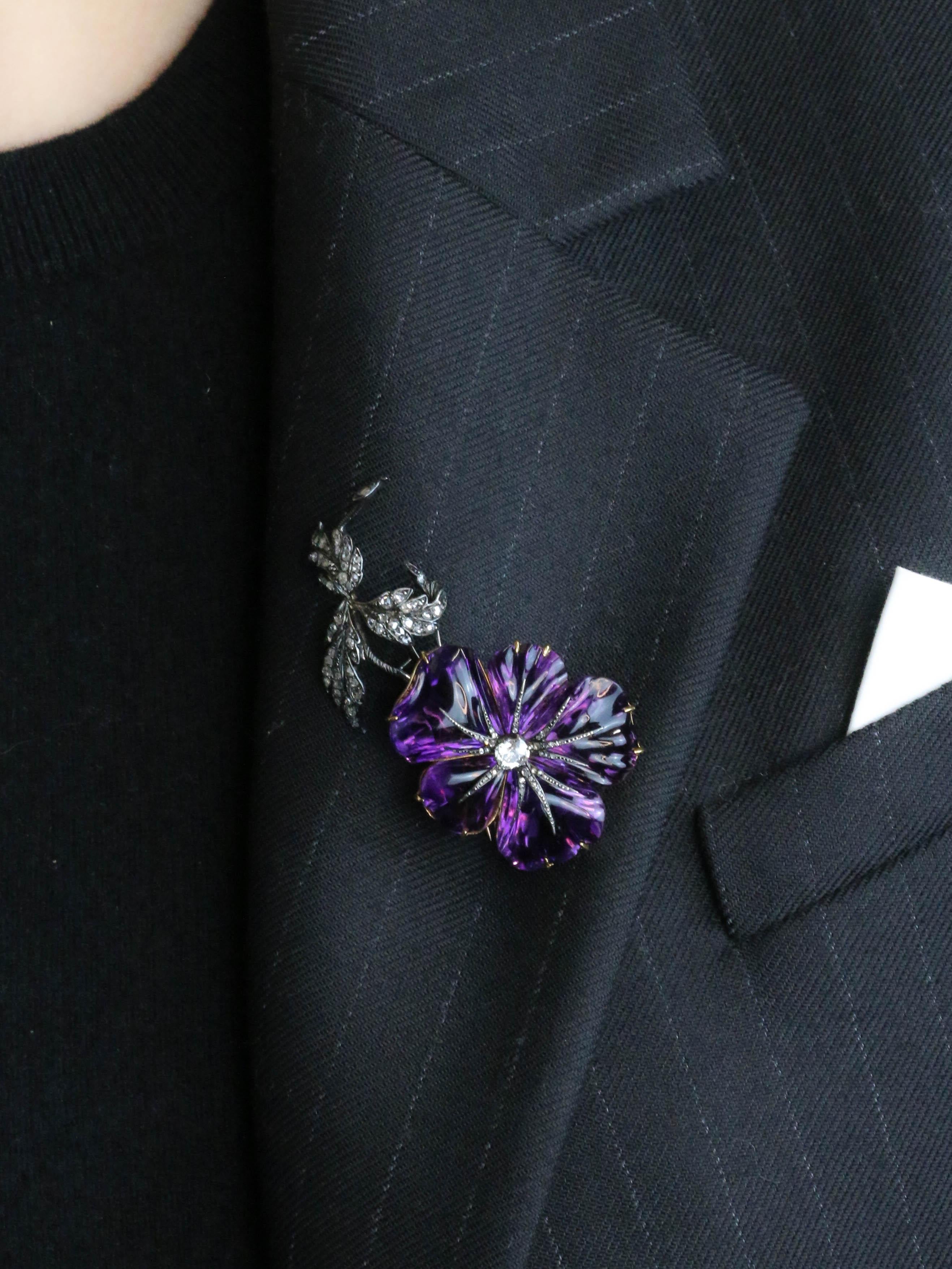 Broche trembleuse or argent améthyste diamants taille rose