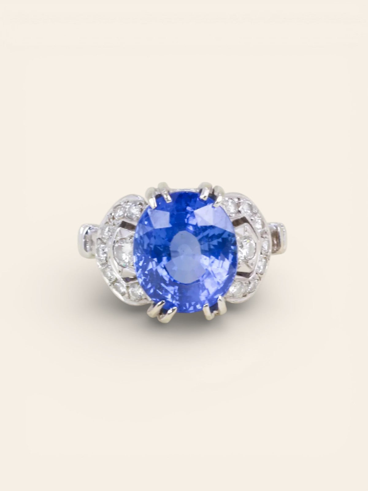Bague Art Déco saphir Ceylan non chauffé 7,37 carats