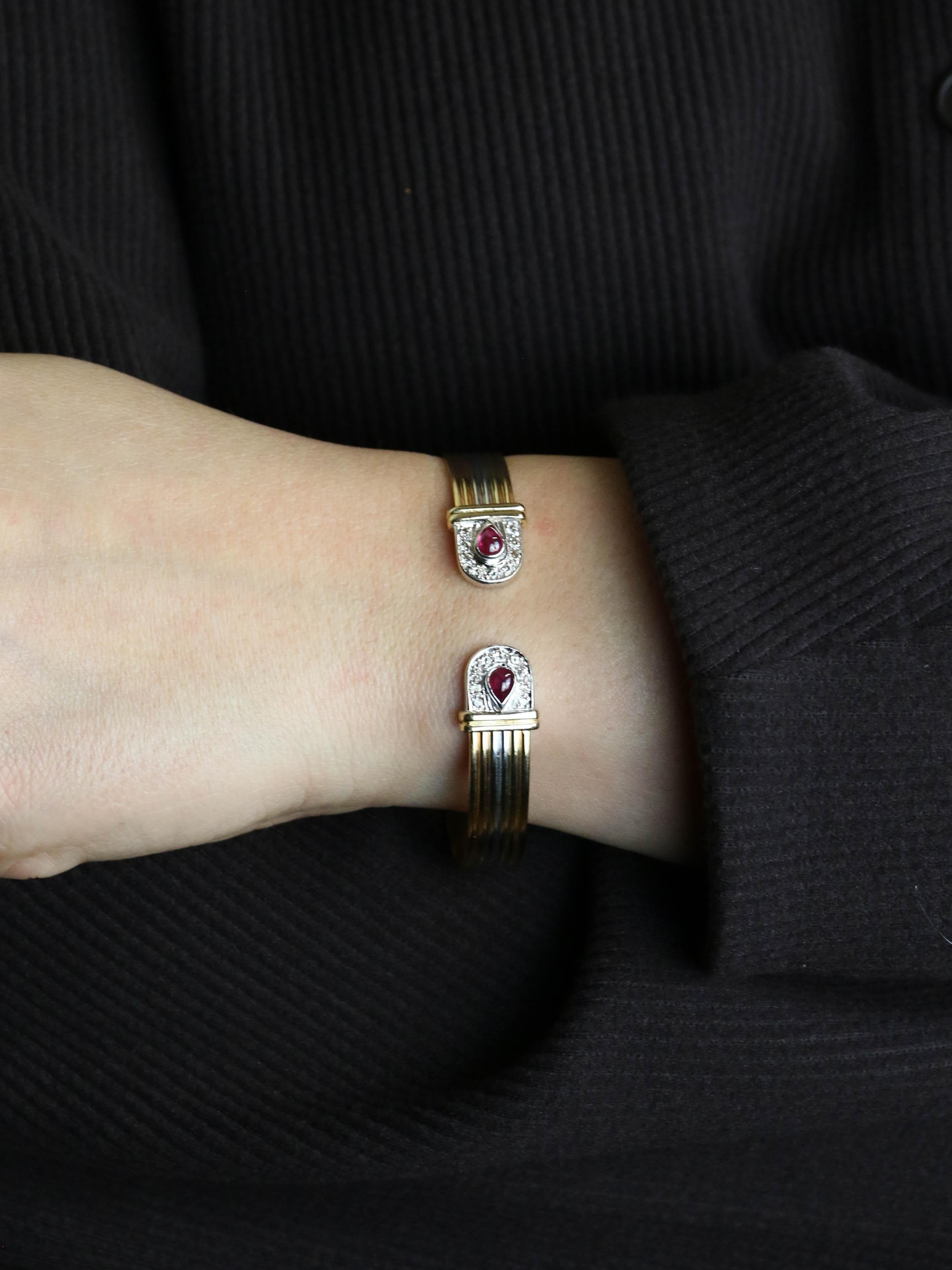 Bracelet jonc ouvert 3 ors rubis diamants