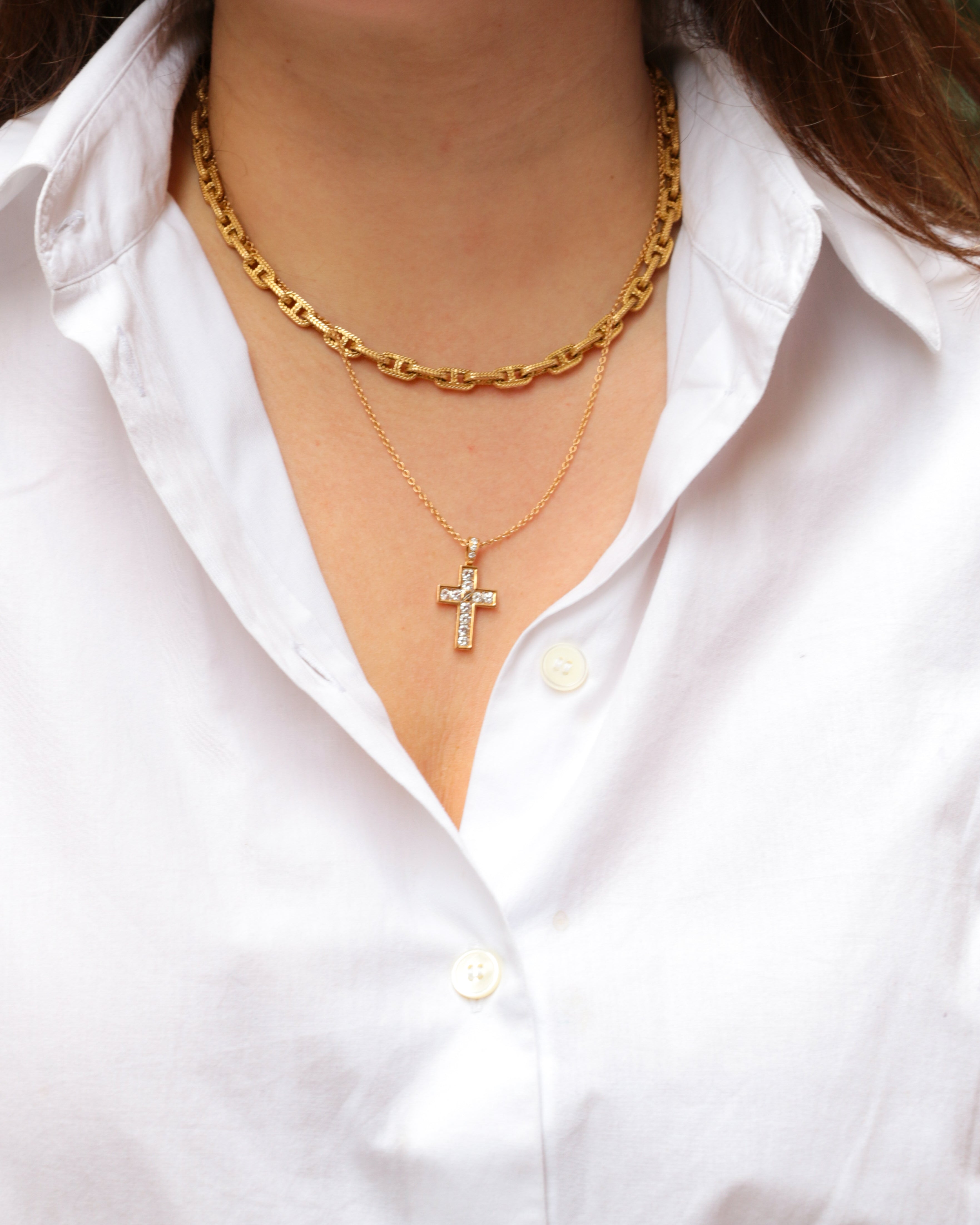 Vintage Cartier cross pendant in gold and diamonds