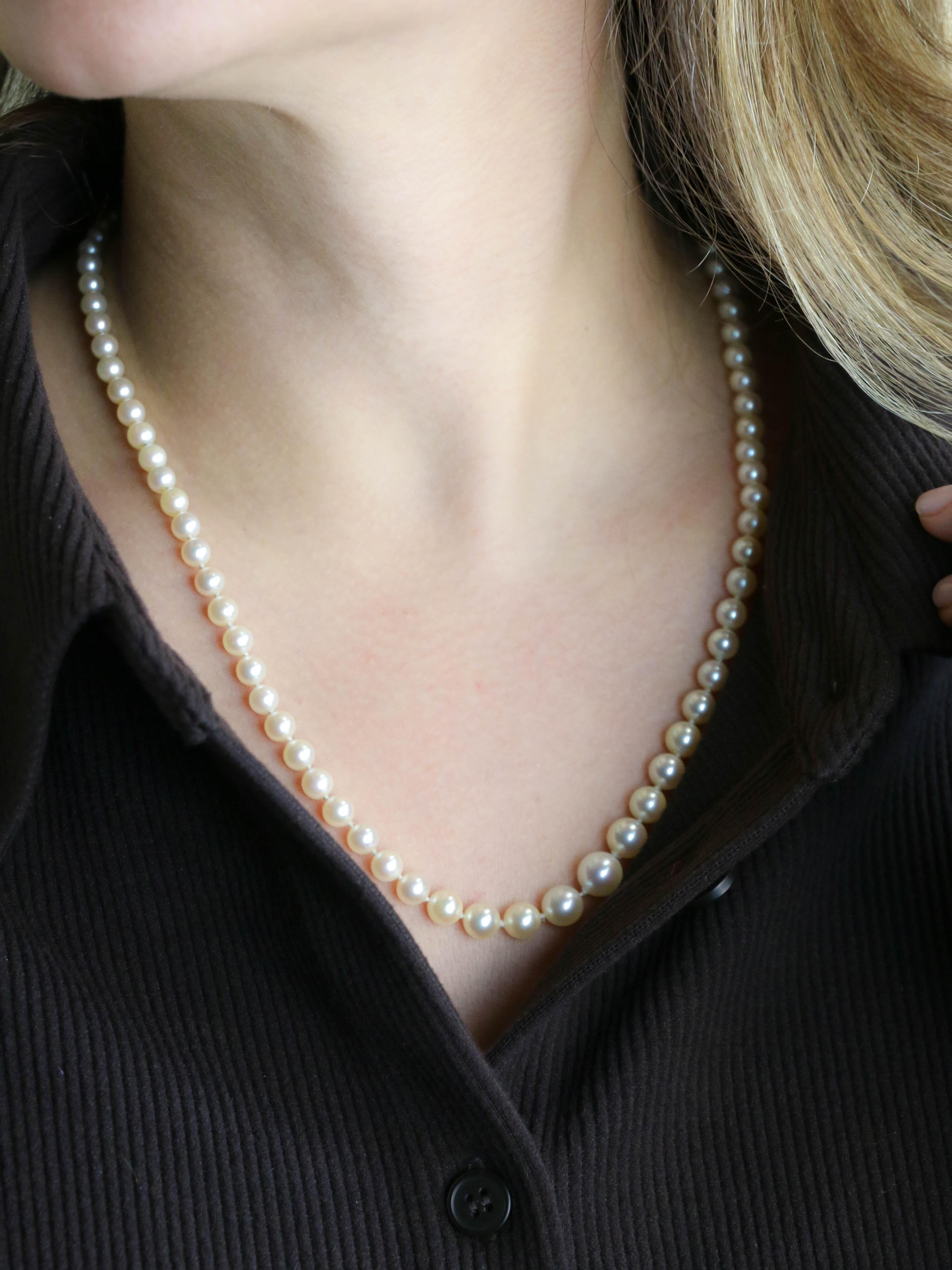 BOUCHERON Collier de perles de culture