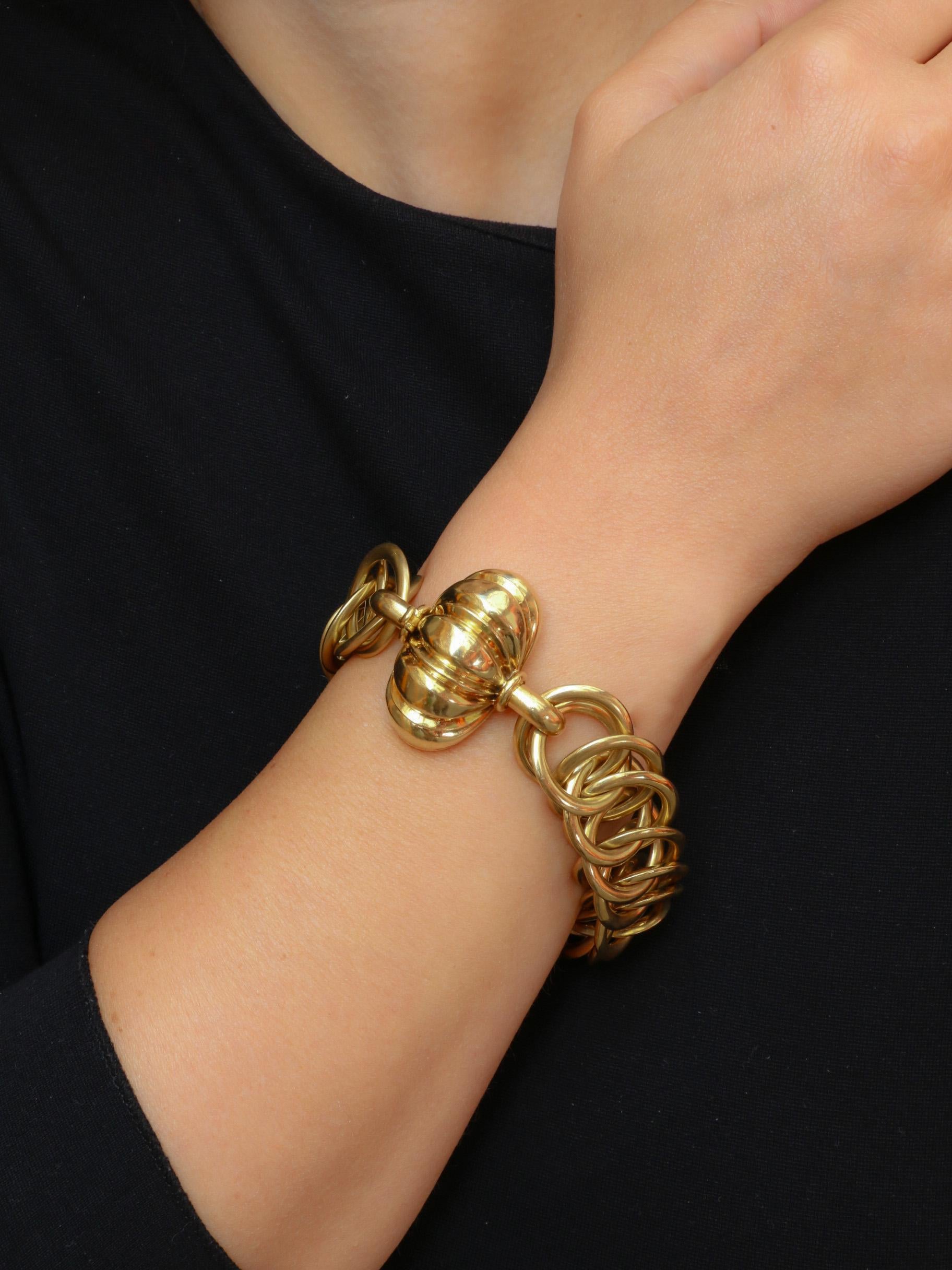 CARTIER Bracelet vintage coquillage or jaune
