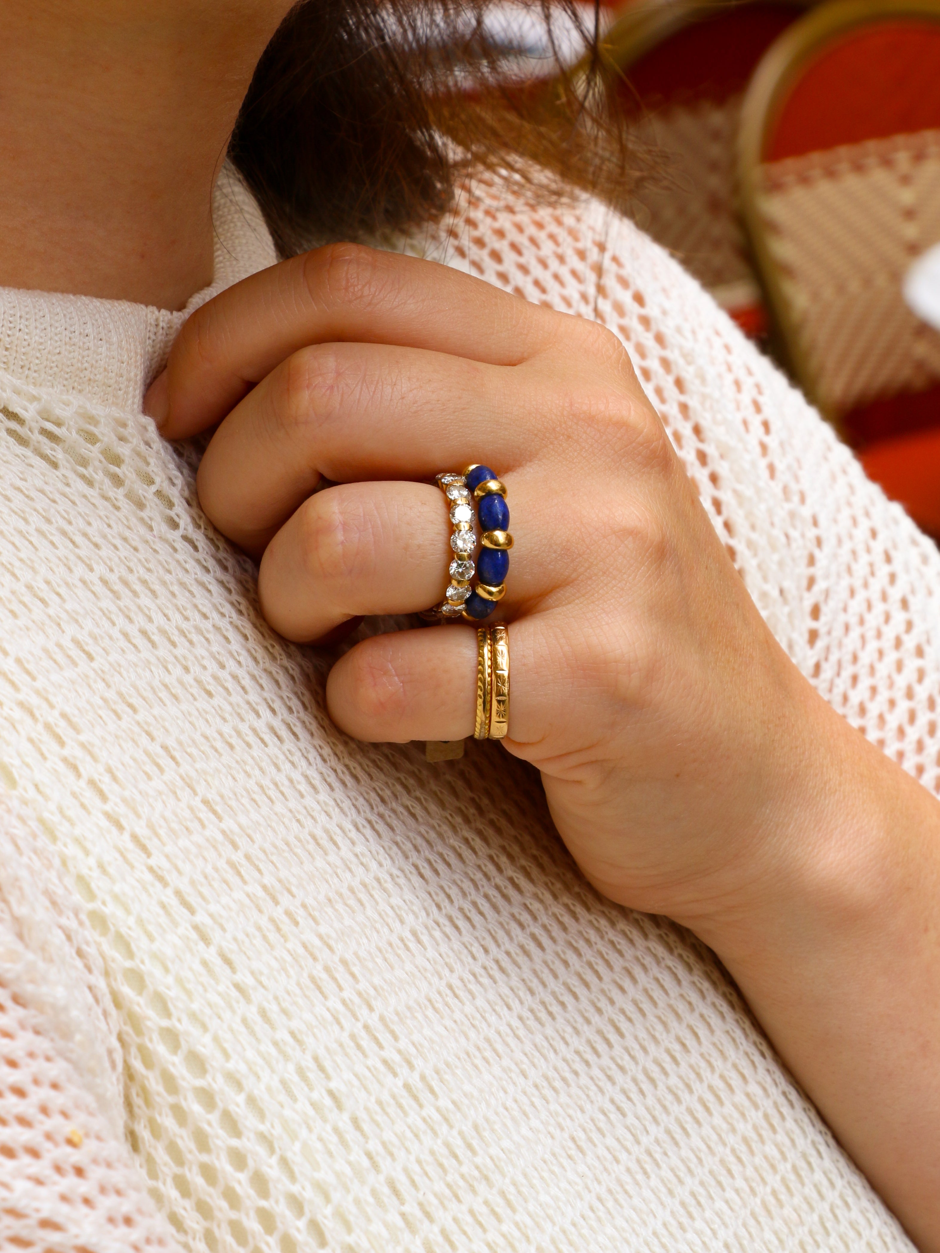 Vintage ring in yellow gold and lapis lazuli cabochons