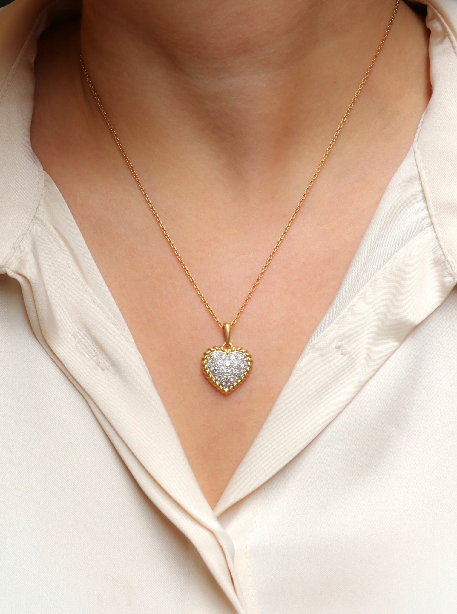 Pendentif coeur vintage diamants