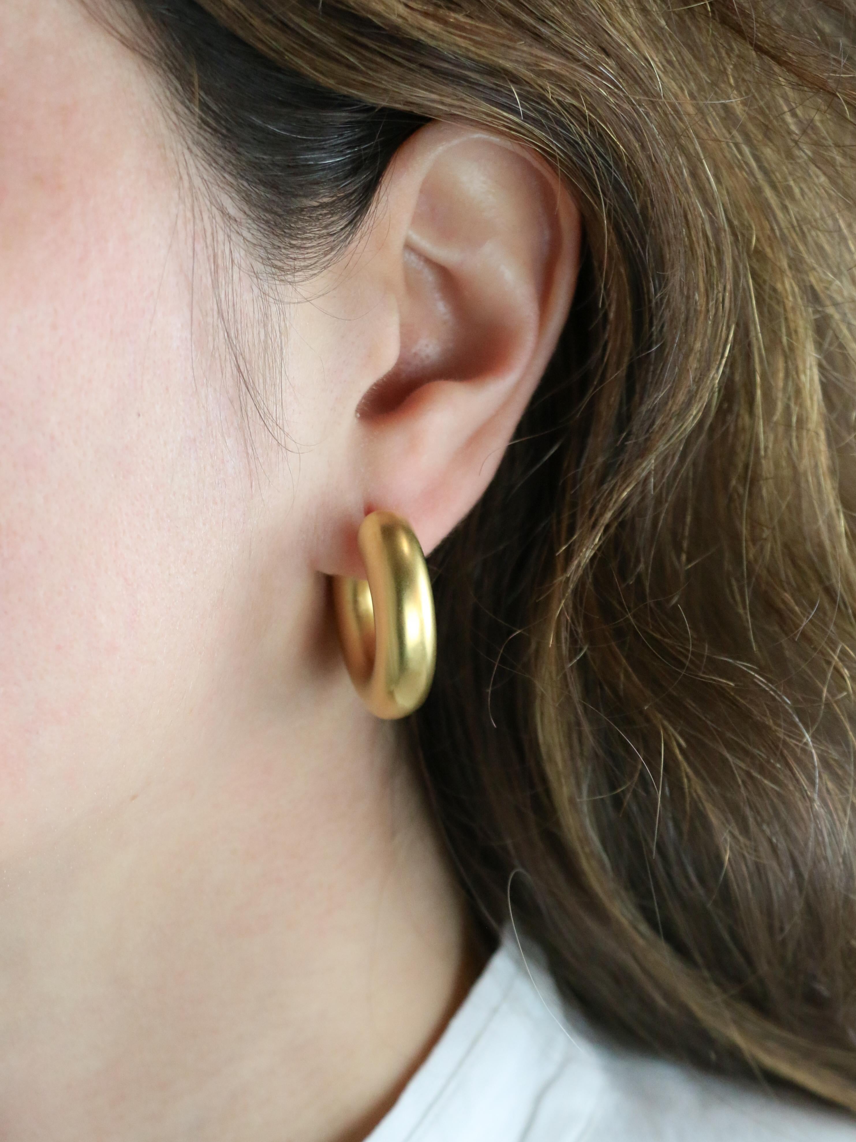 Boucles d'oreilles Créoles vintage or jaune mat