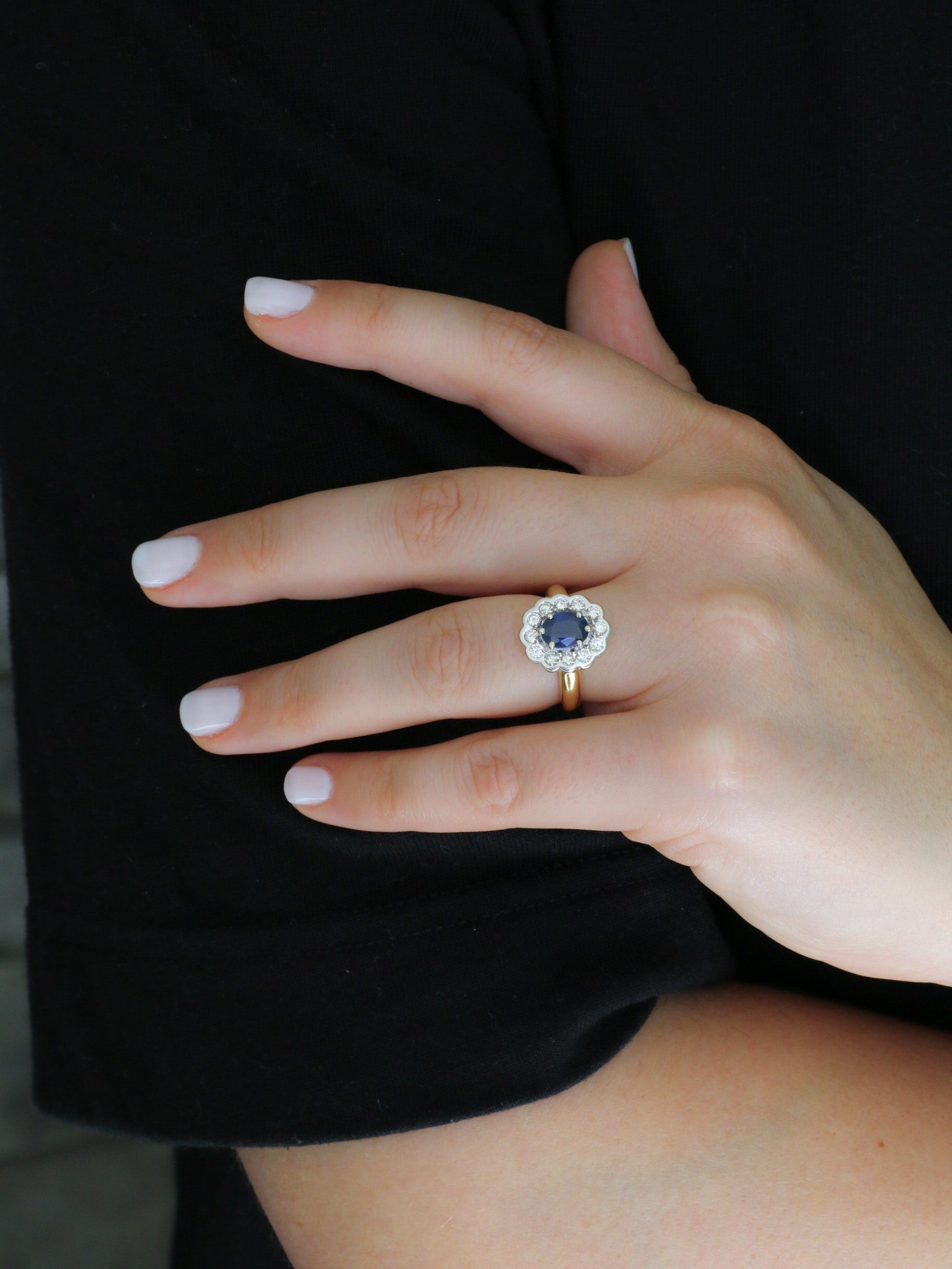 Bague marguerite saphir diamants