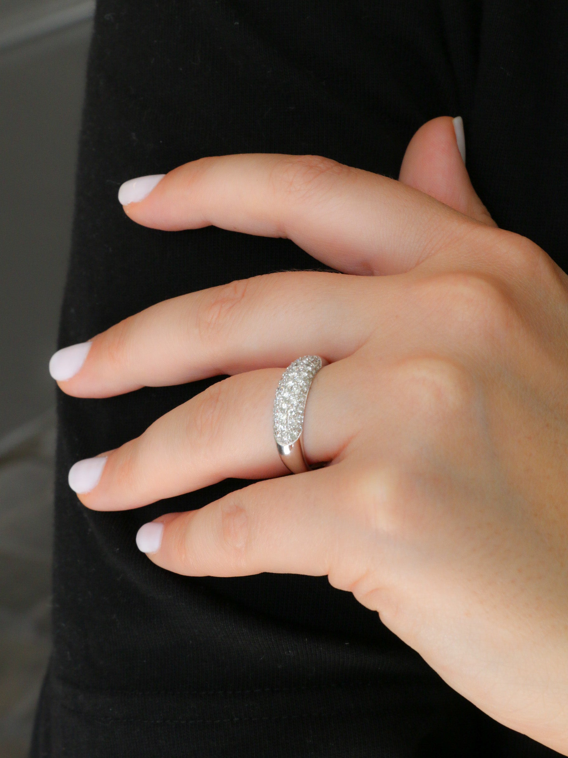 Bague jonc diamants