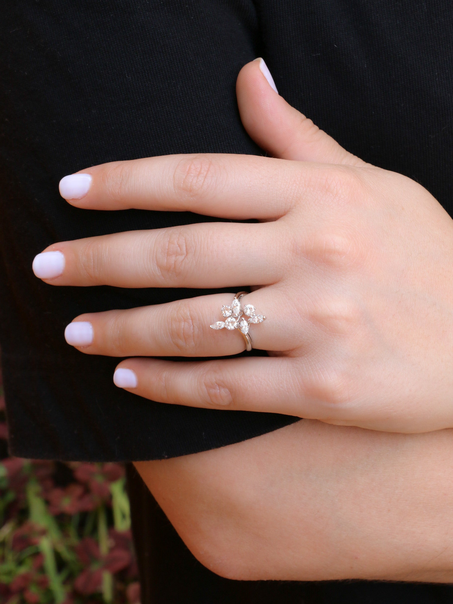 Bague vintage fleur diamants