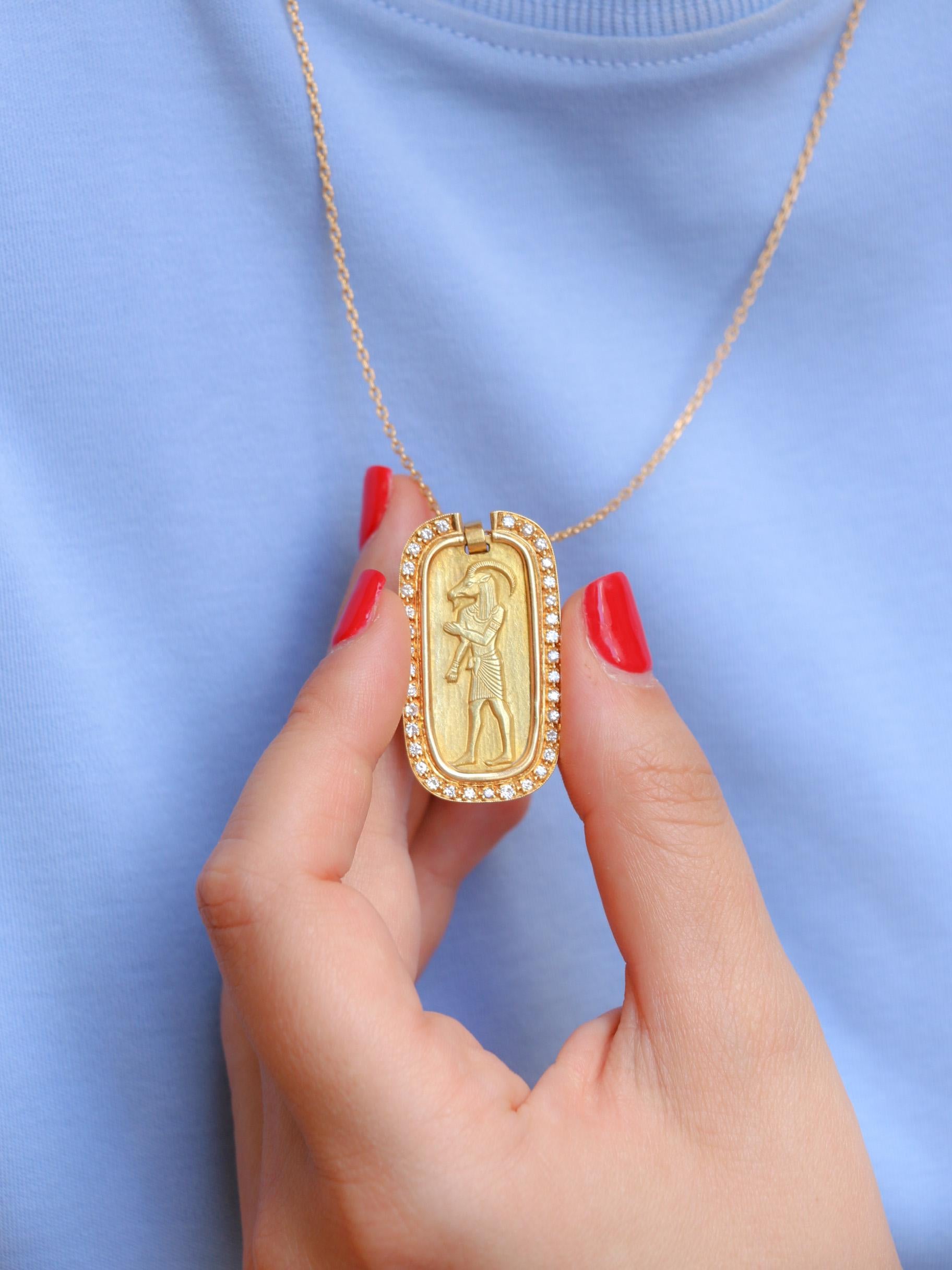 GEORGES LENFANT Pendentif Dieu Egyptien or jaune diamants